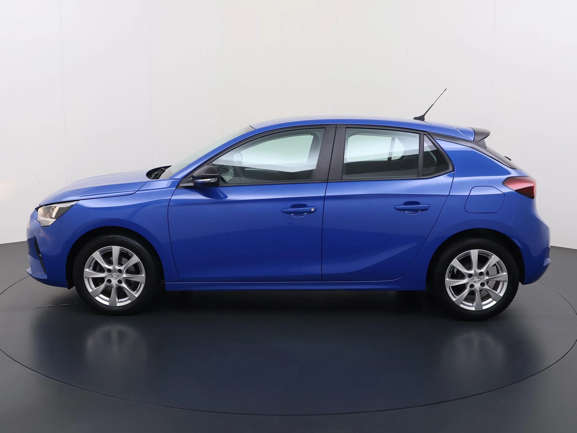 Opel-Corsa-image-1