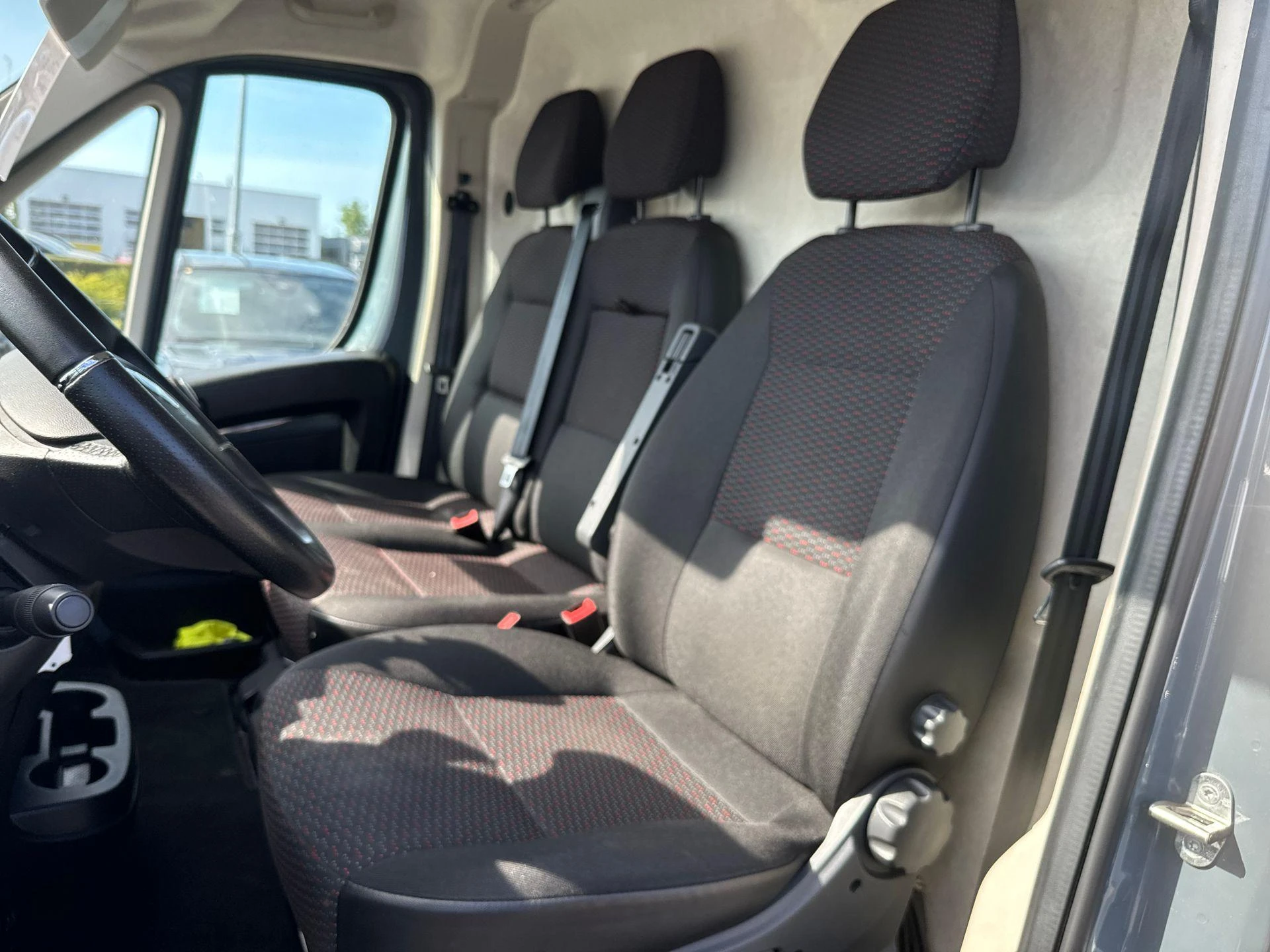 Opel-Movano-image-9