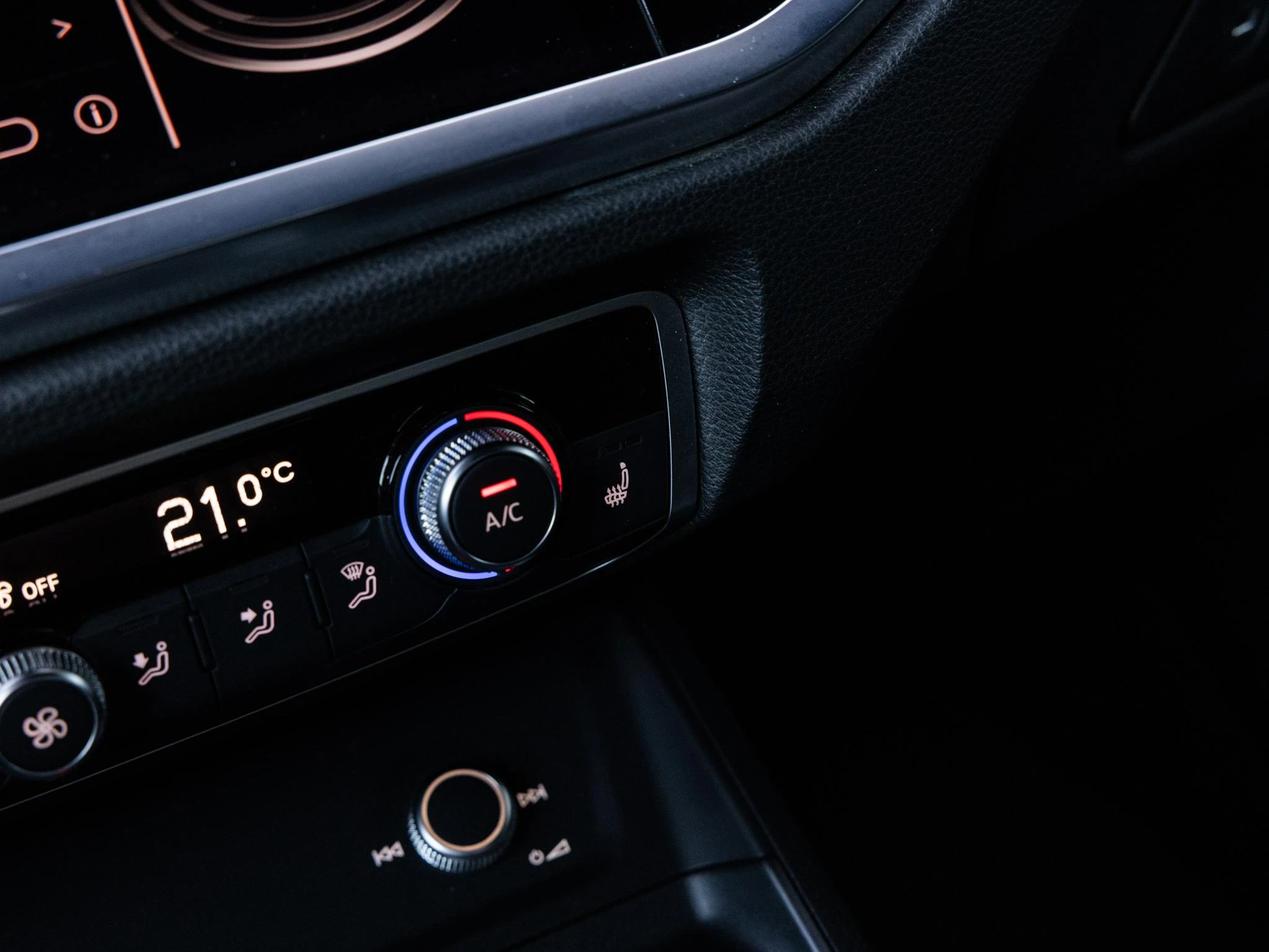 Audi-RSQ3-image-51