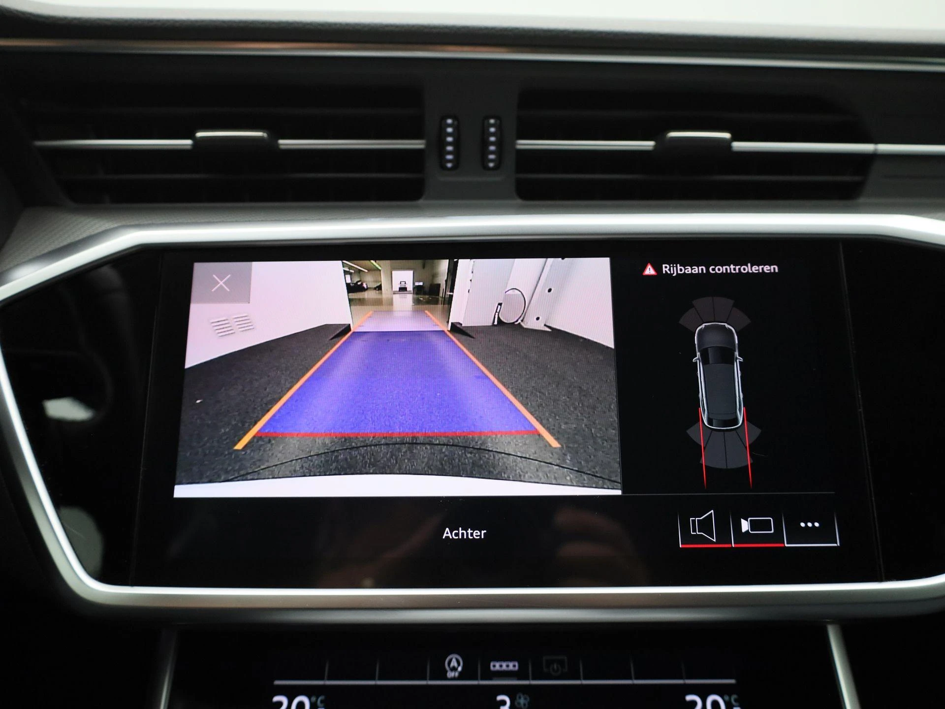 Audi-A6-image-32