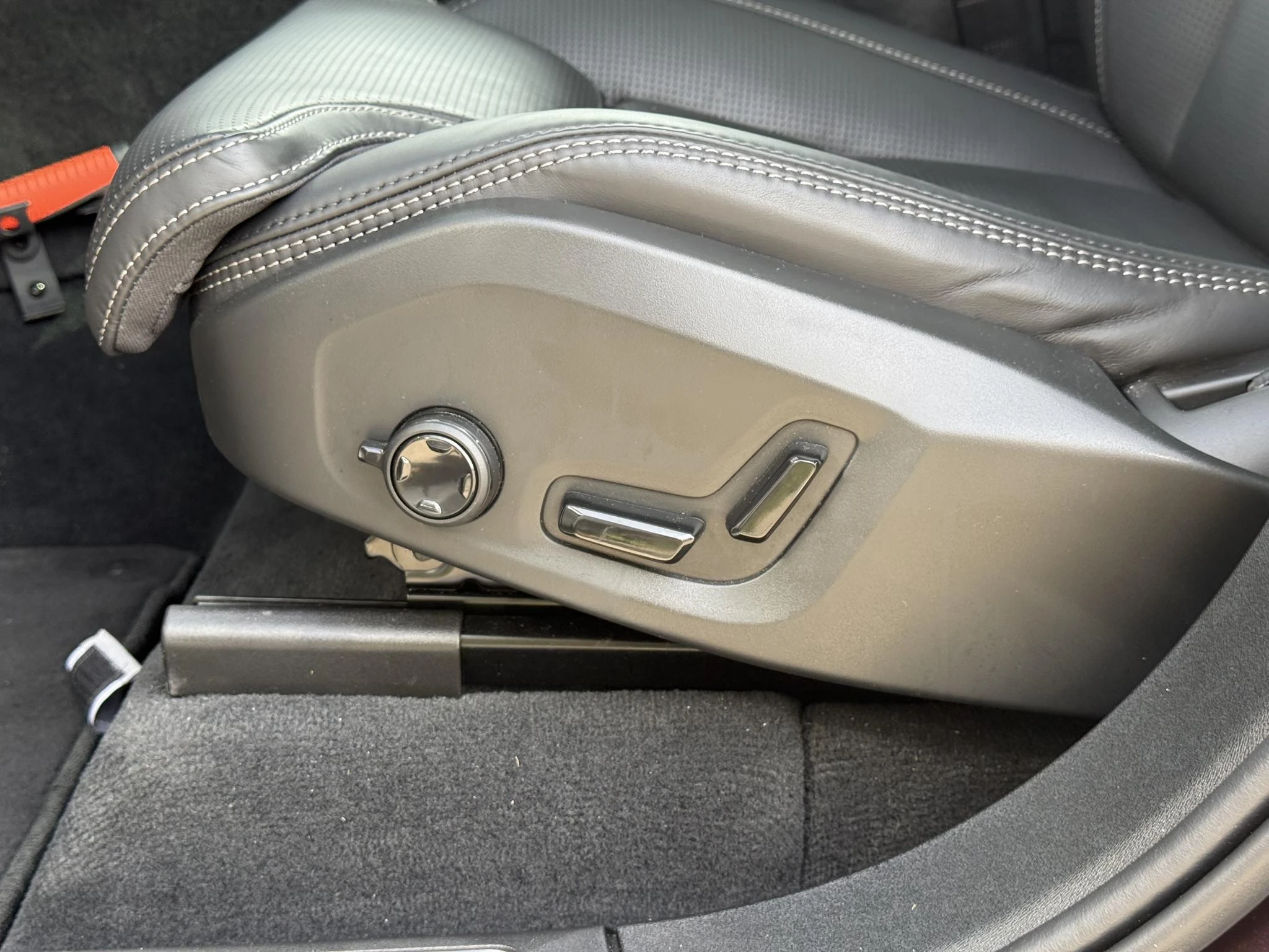 Volvo-XC90-image-20
