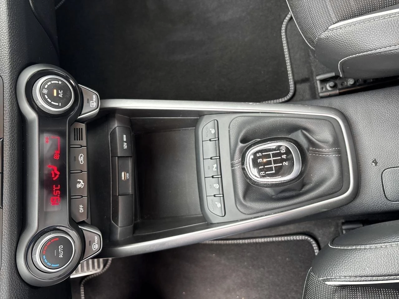 Kia-Rio-image-14