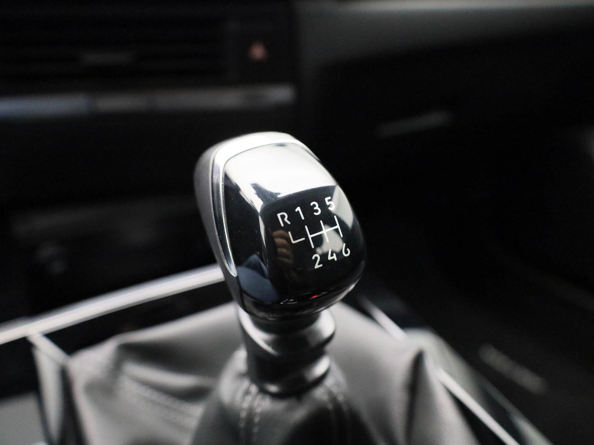 Opel-Astra-image-20