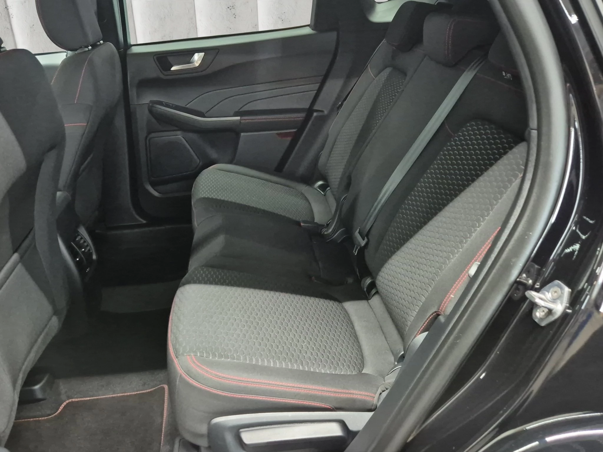 Ford Kuga ST-Line Aut.*KAM*LED-MATRIX*NAVI*GRA*WINTER-PKT.