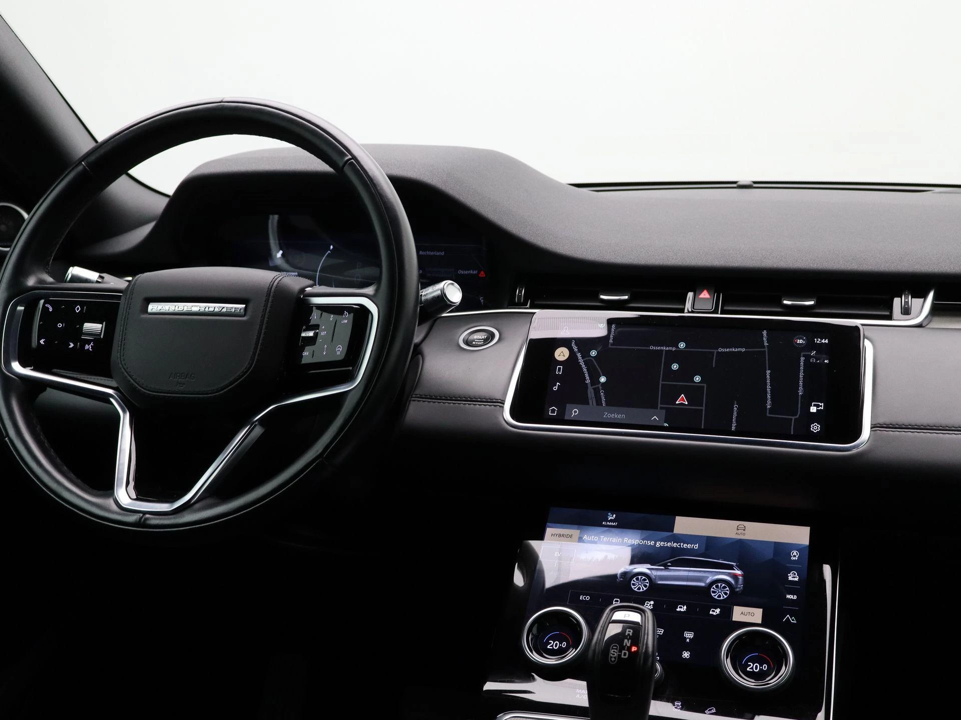 Land Rover-Range Rover Evoque-image-33