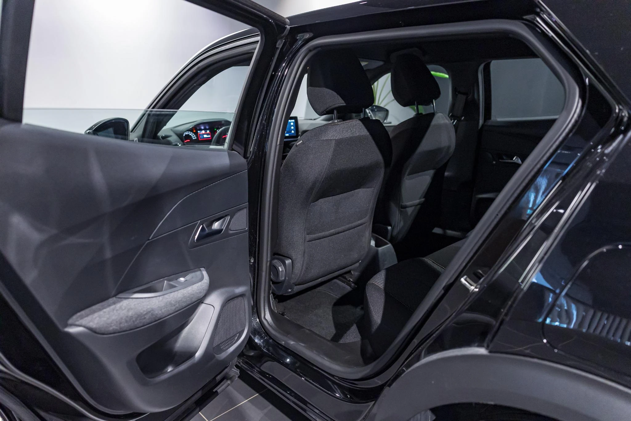 Peugeot-2008-image-20