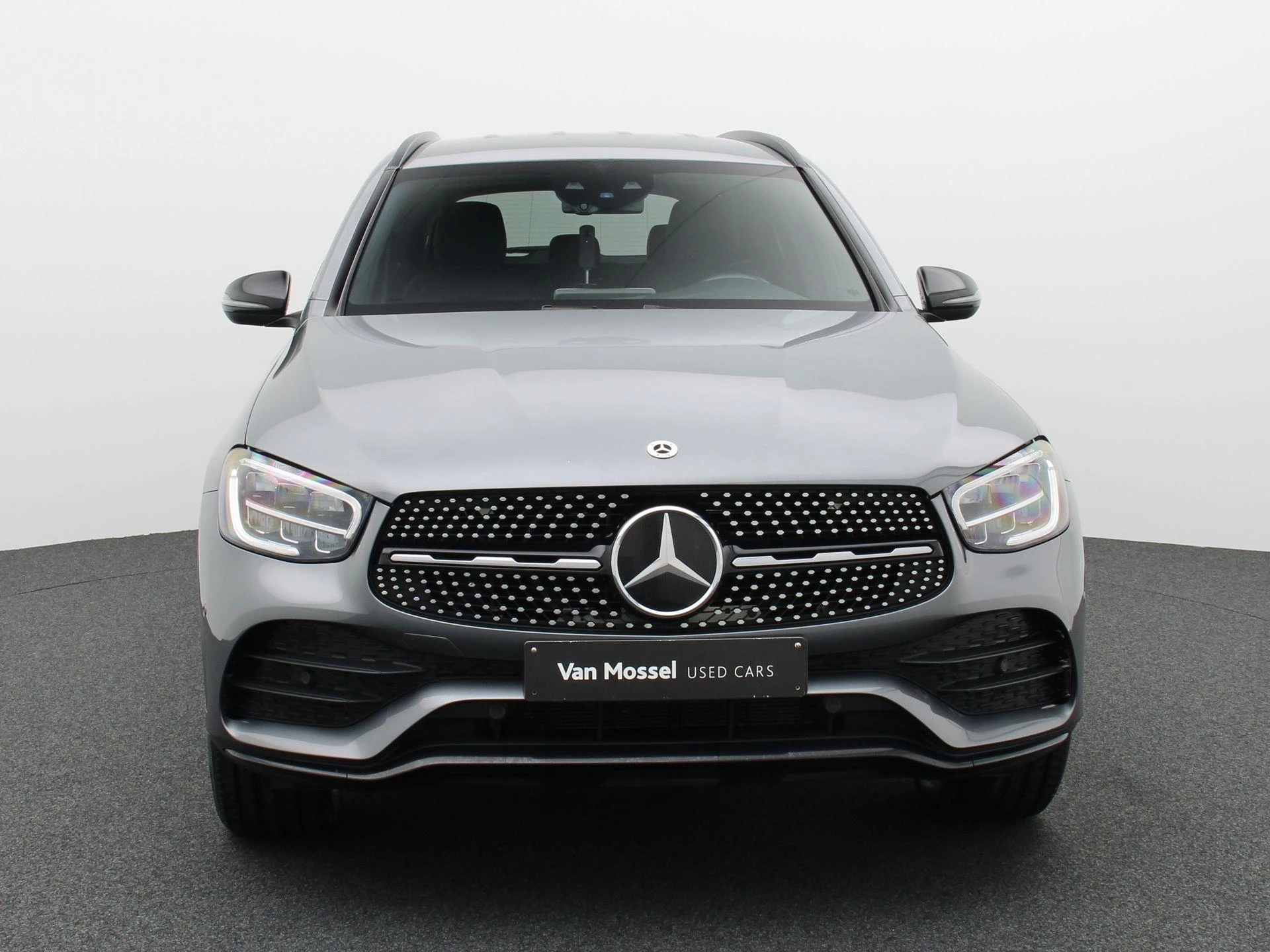 Mercedes-Benz-GLC-image-2