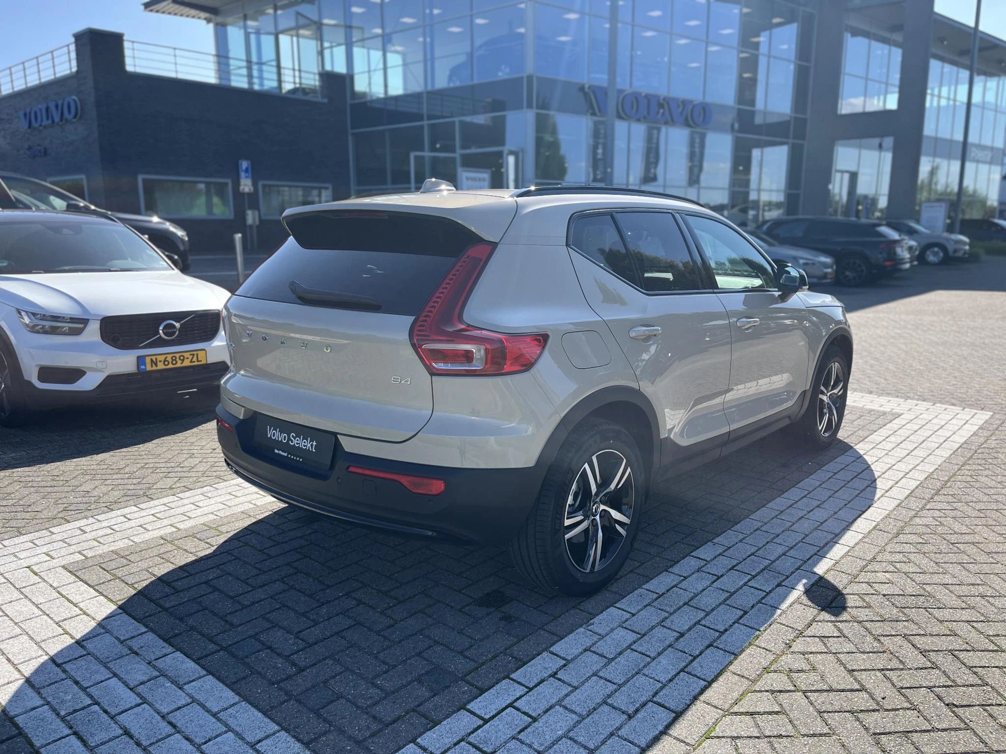 Volvo-XC40-image-21