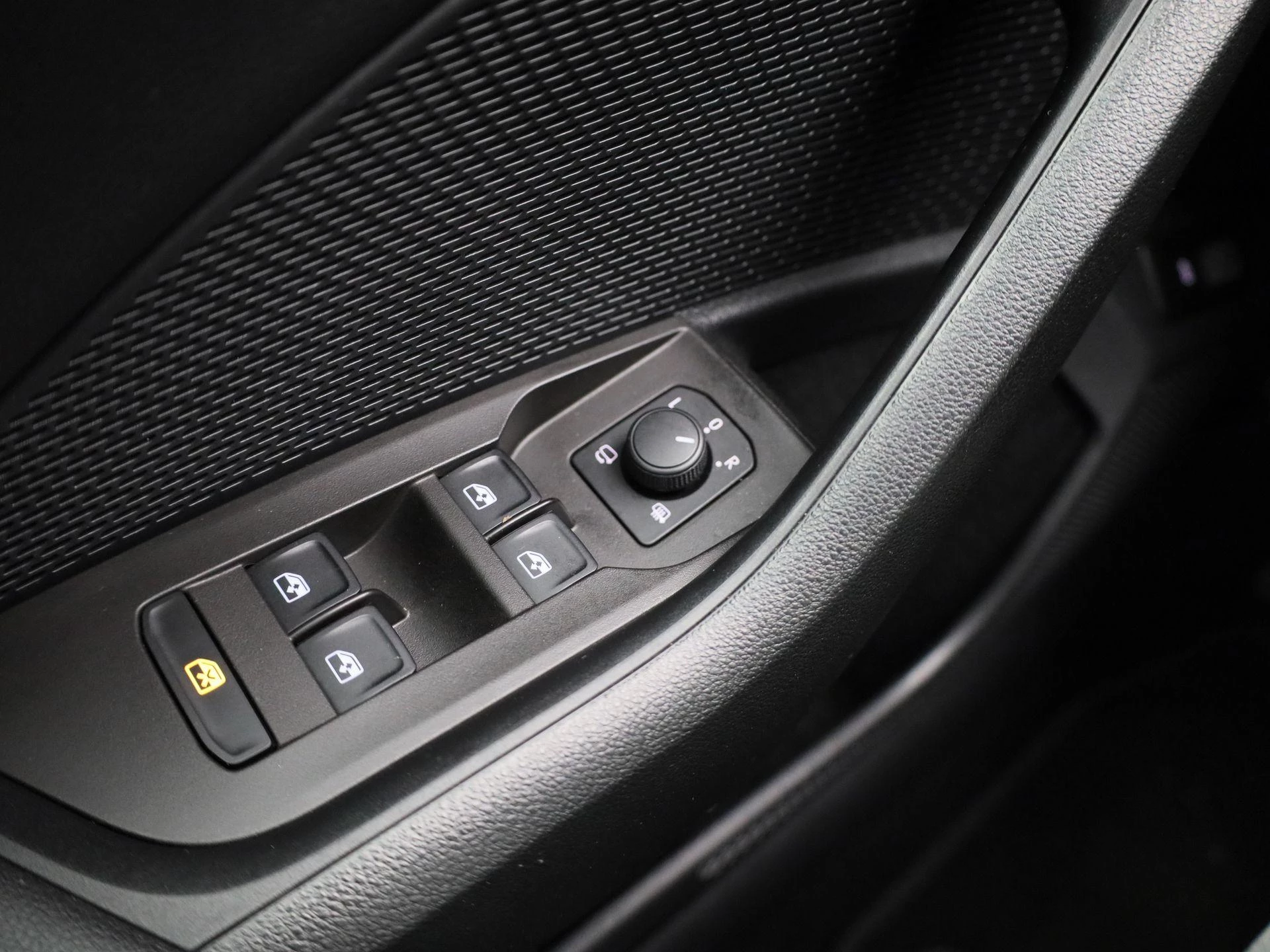 Škoda Octavia Combi 1.0 e-TSI Business Edition