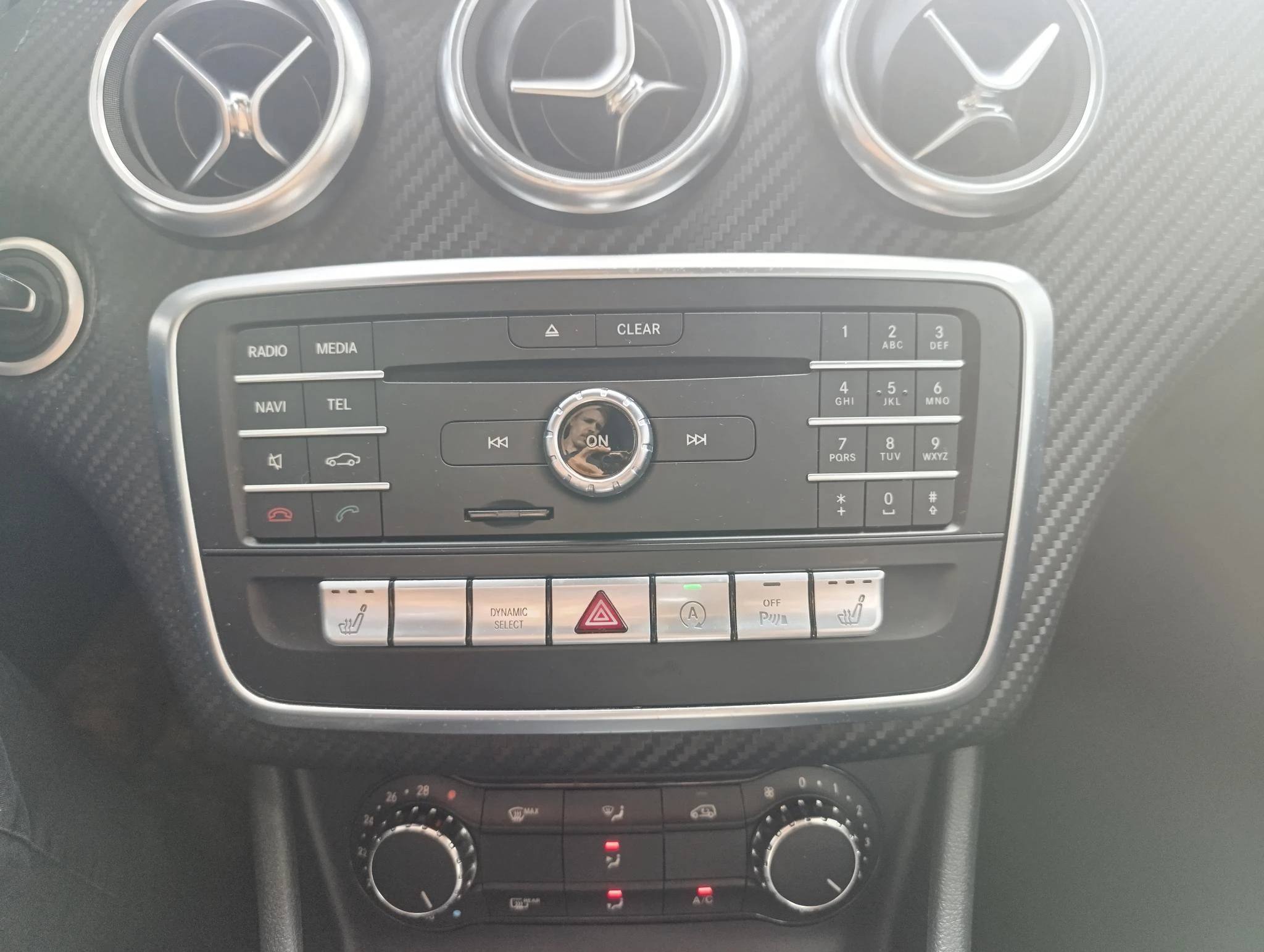 Mercedes-Benz A-Klasse 180 AMG Night Edition Plus
