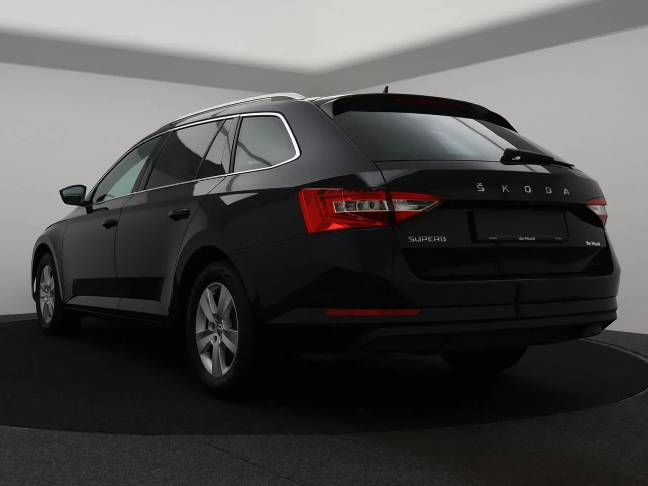 Škoda-Superb-image-13