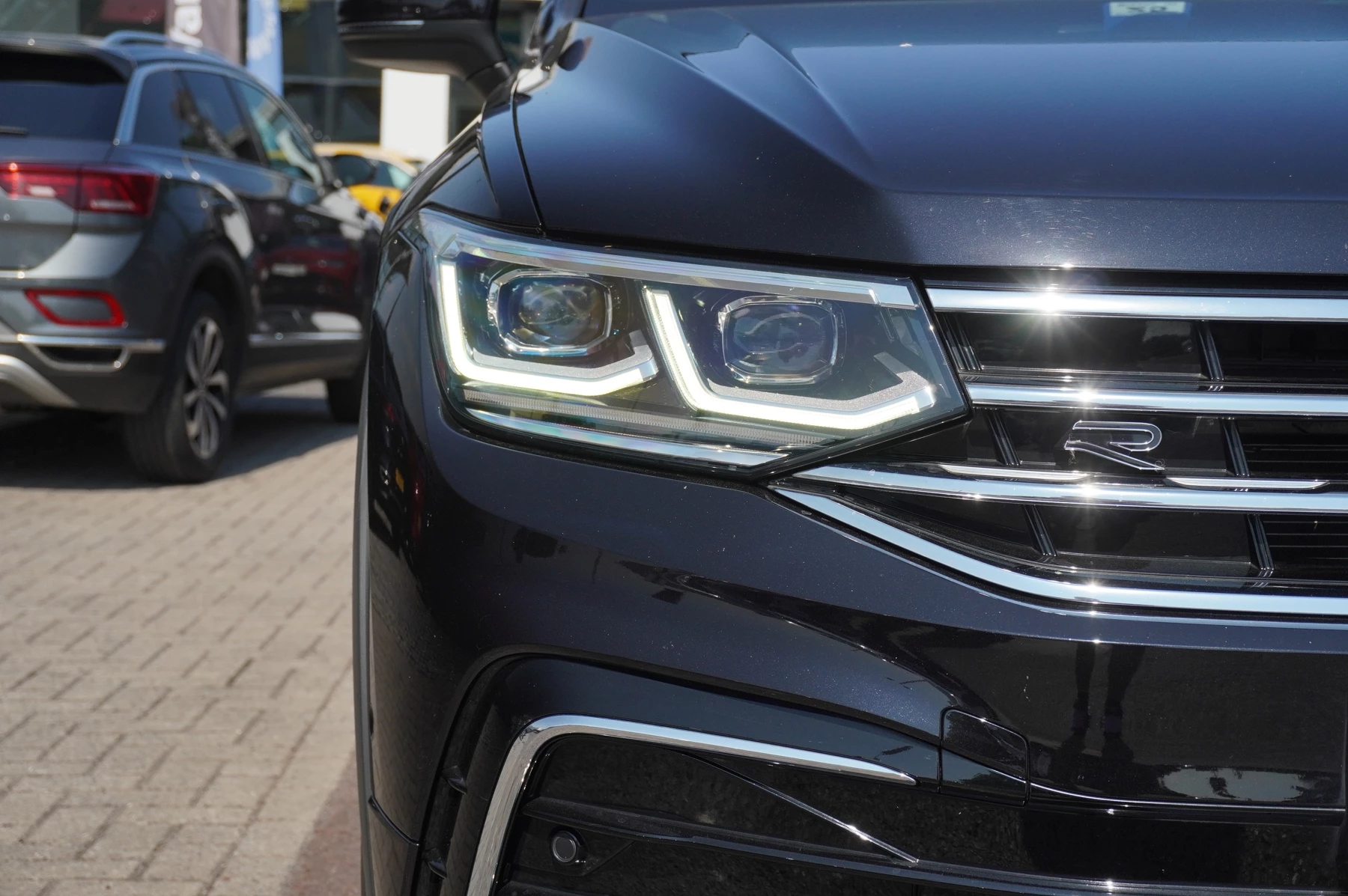 Volkswagen-Tiguan-image-40