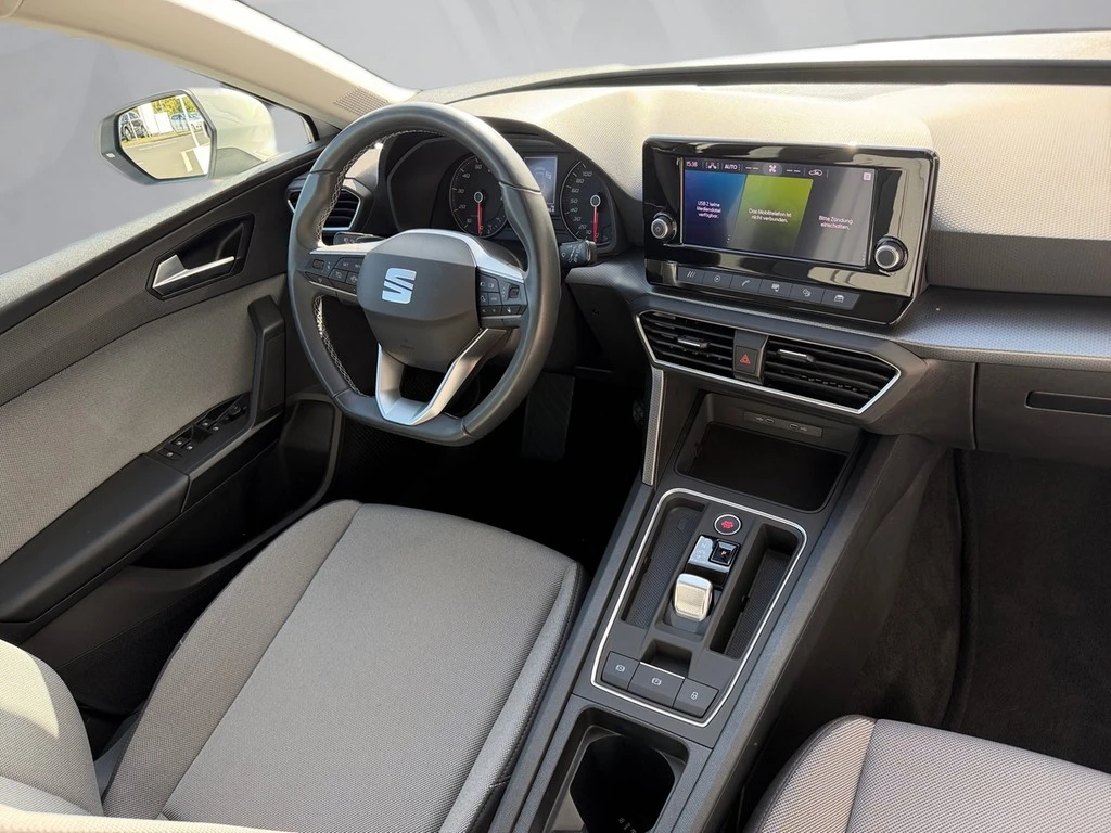 SEAT-Leon-image-11