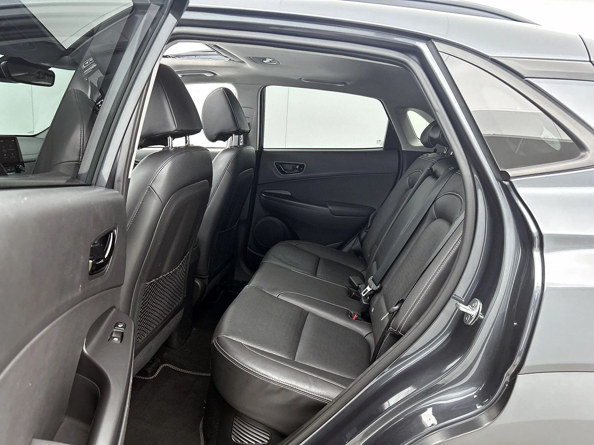 Hyundai-Kona-image-30