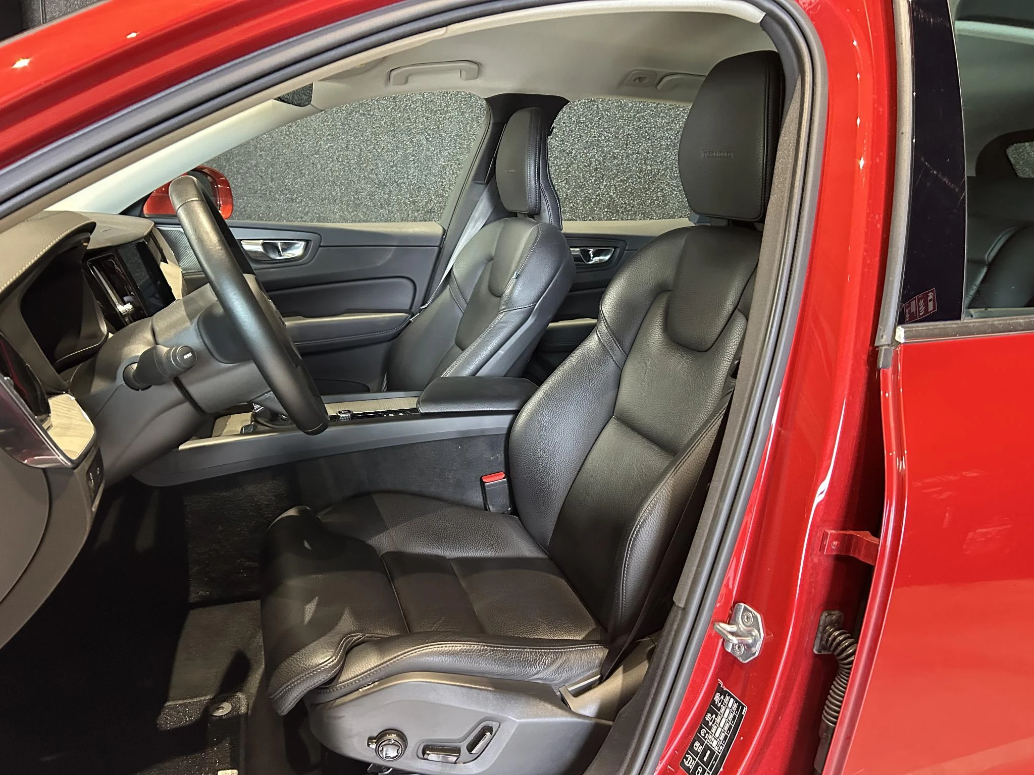 Volvo-XC60-image-7