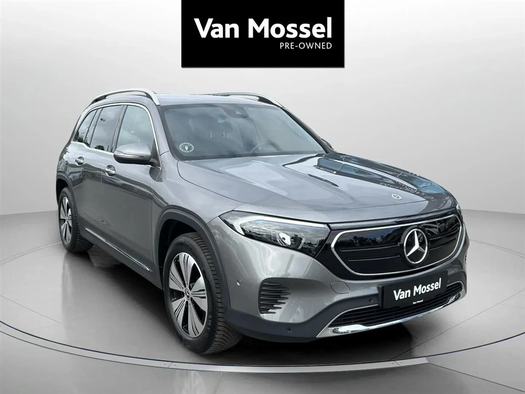 Mercedes-Benz-EQB-image-2