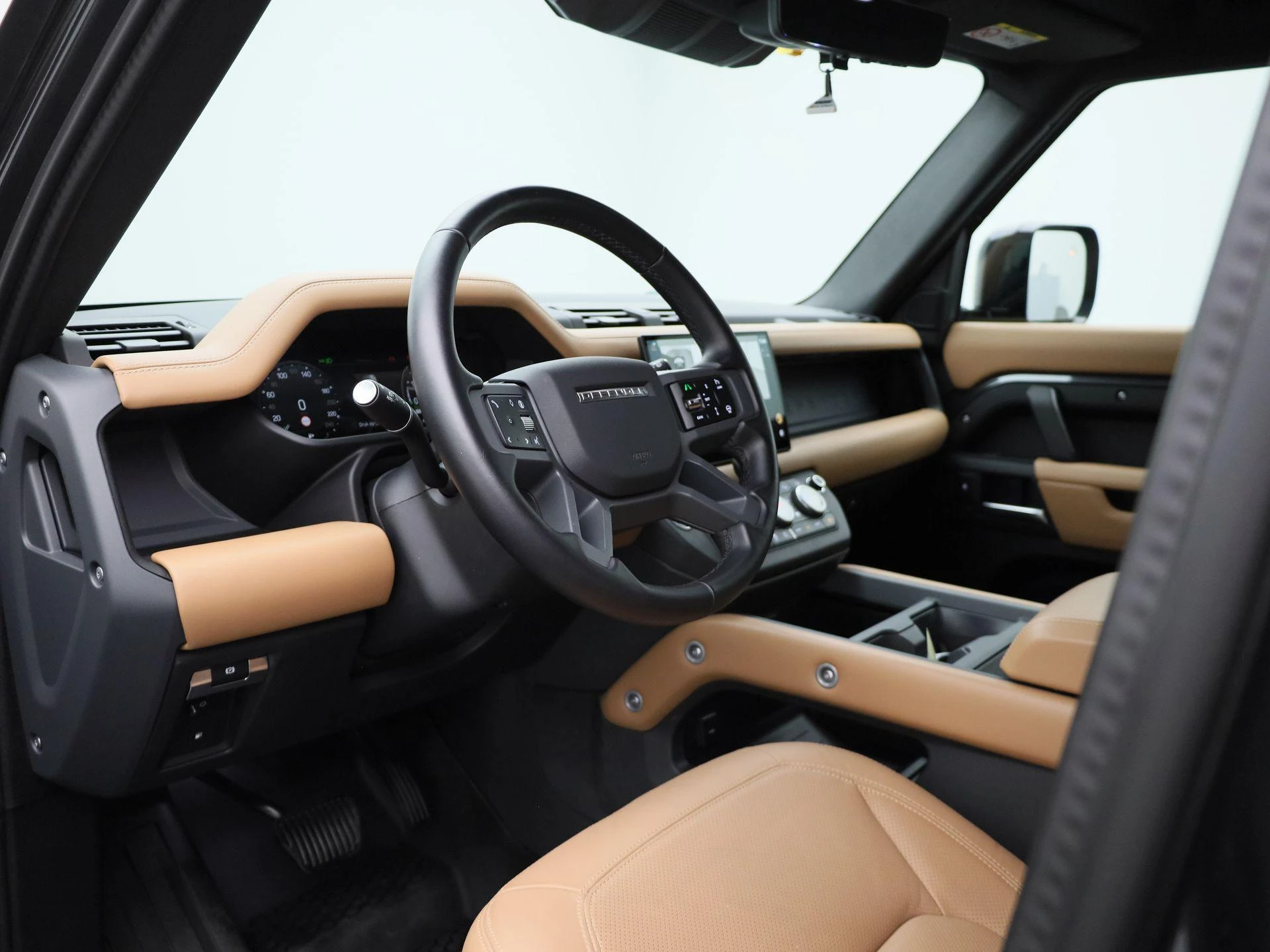 Land Rover-Defender-image-47