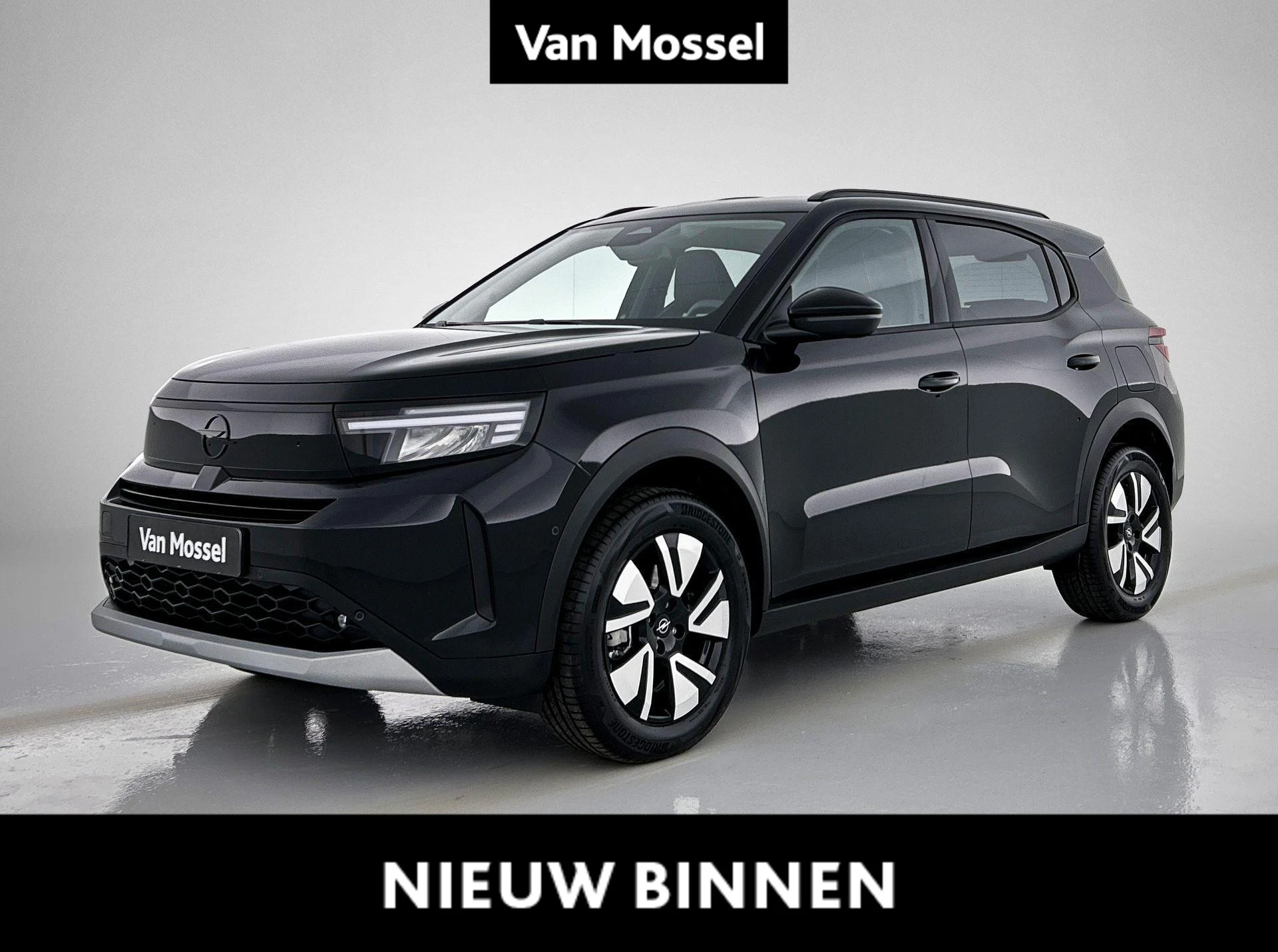 Opel-Frontera-image-0