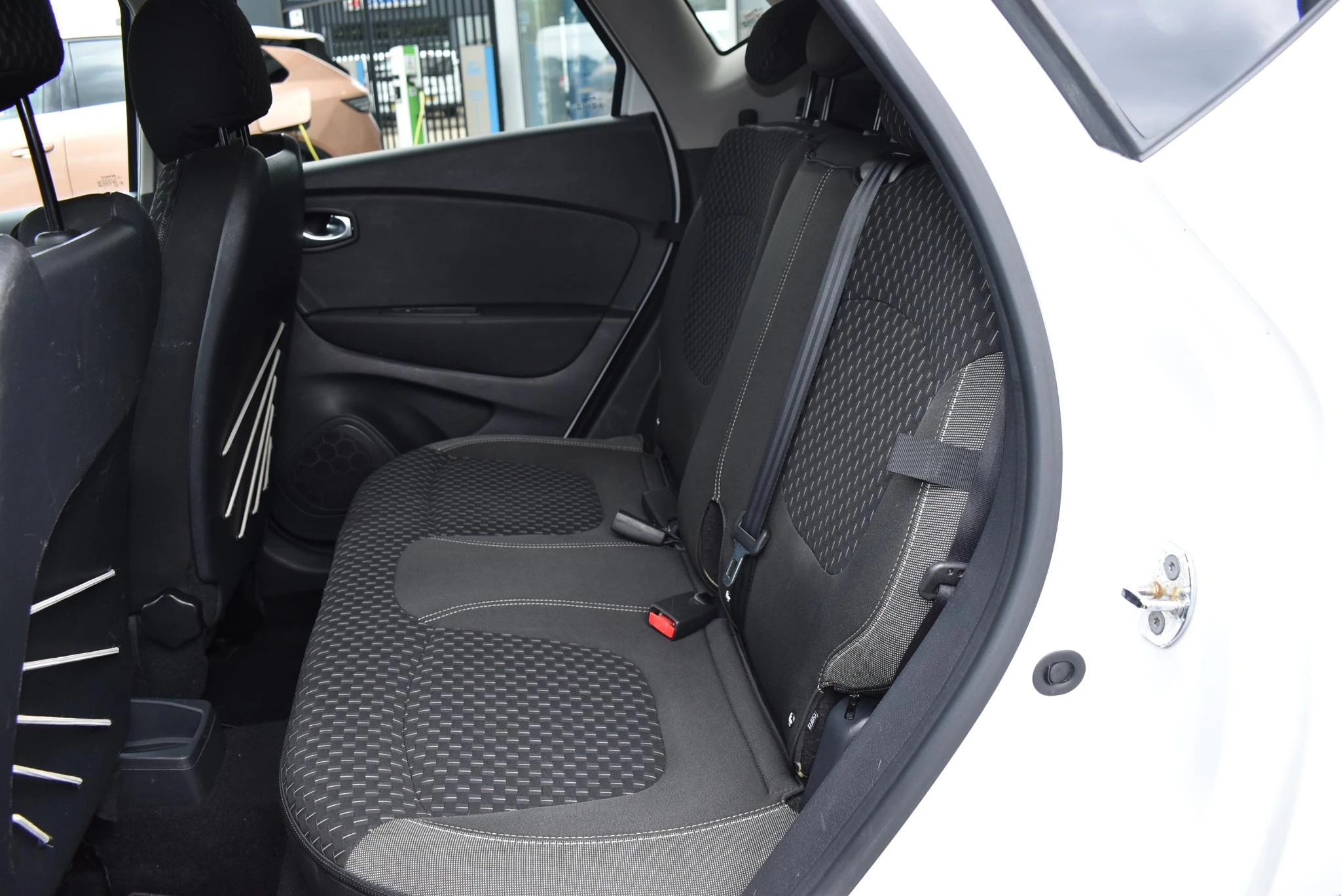Renault-Captur-image-26