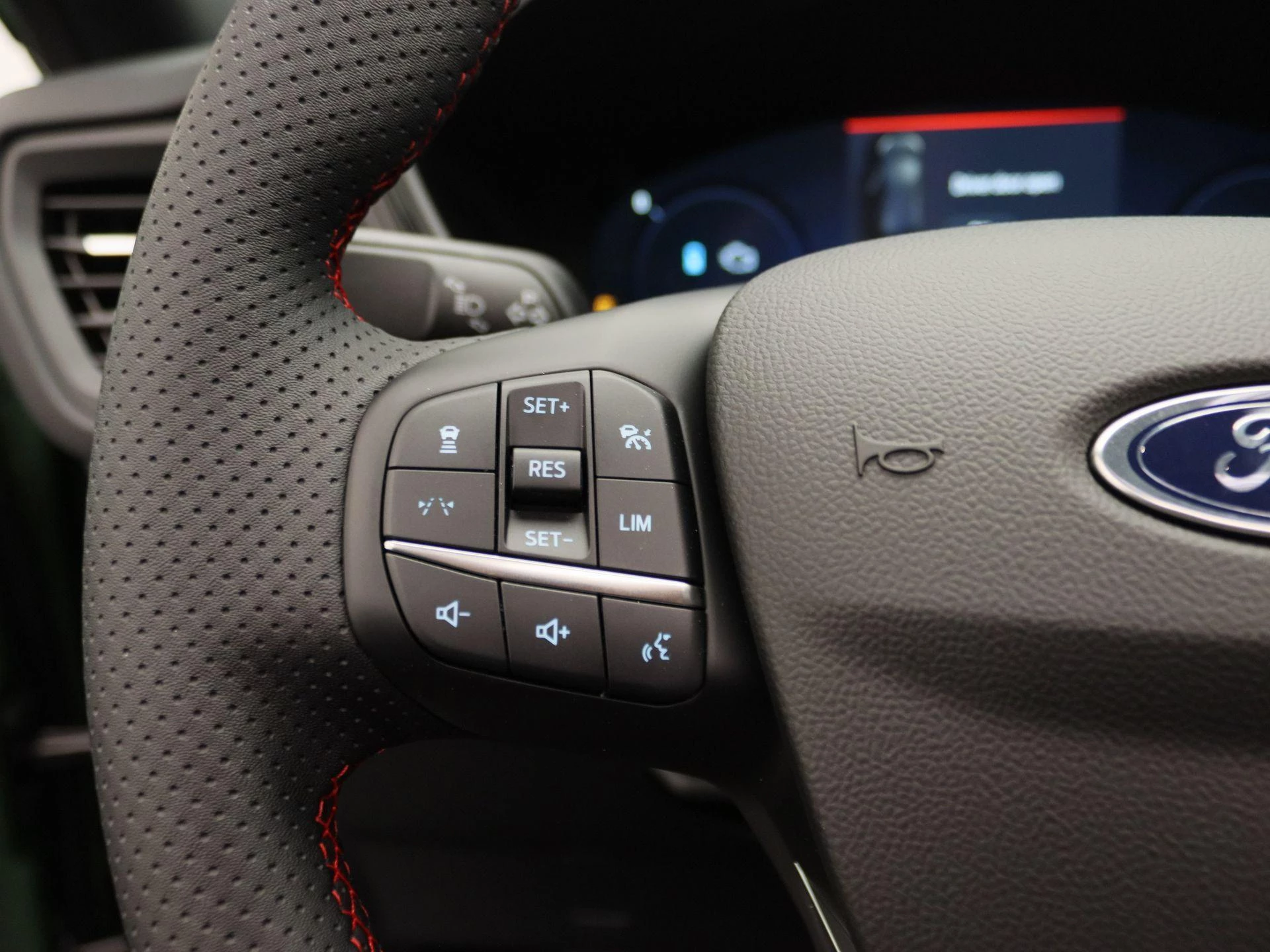 Ford-Kuga-image-21