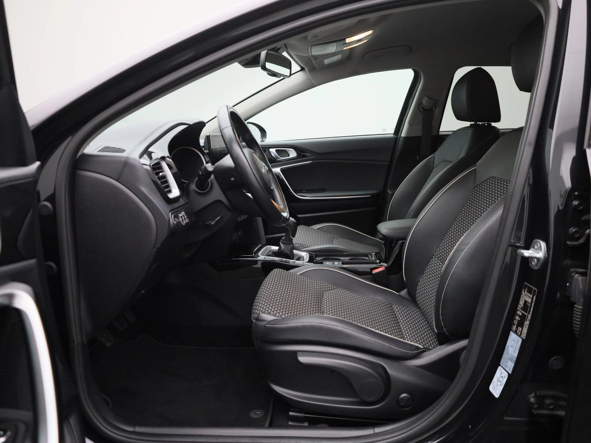 Kia-Ceed Sportswagon-image-10