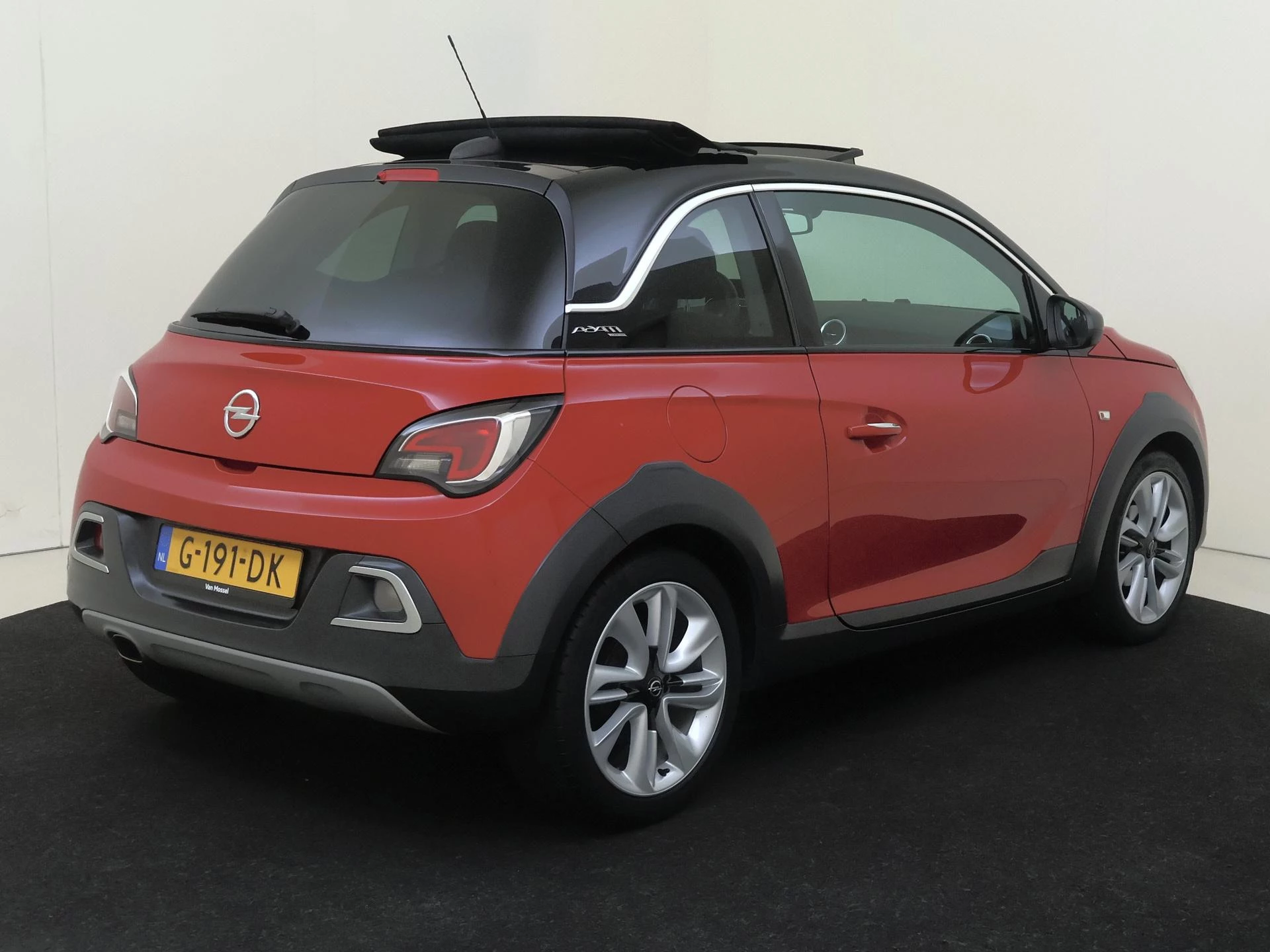 Opel Adam