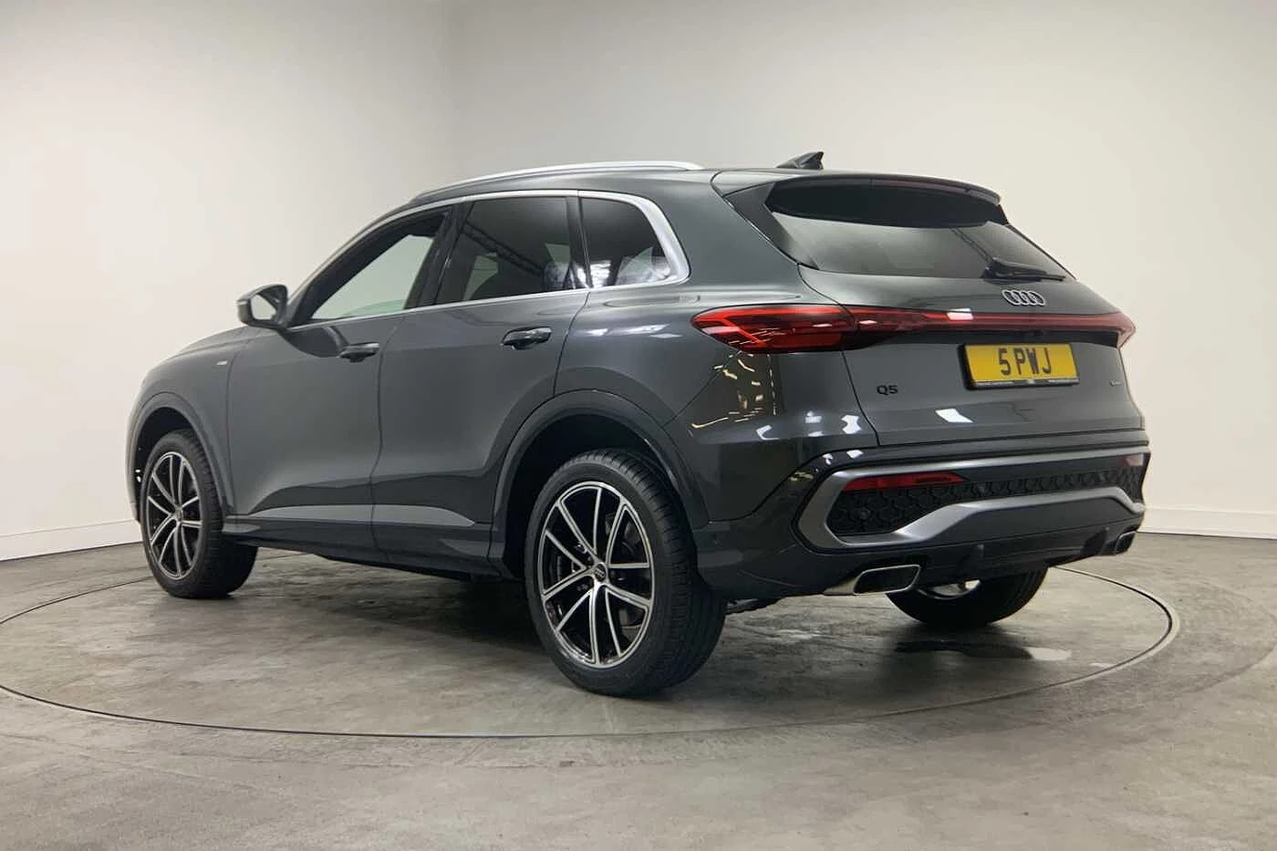 Audi-Q5-image-2