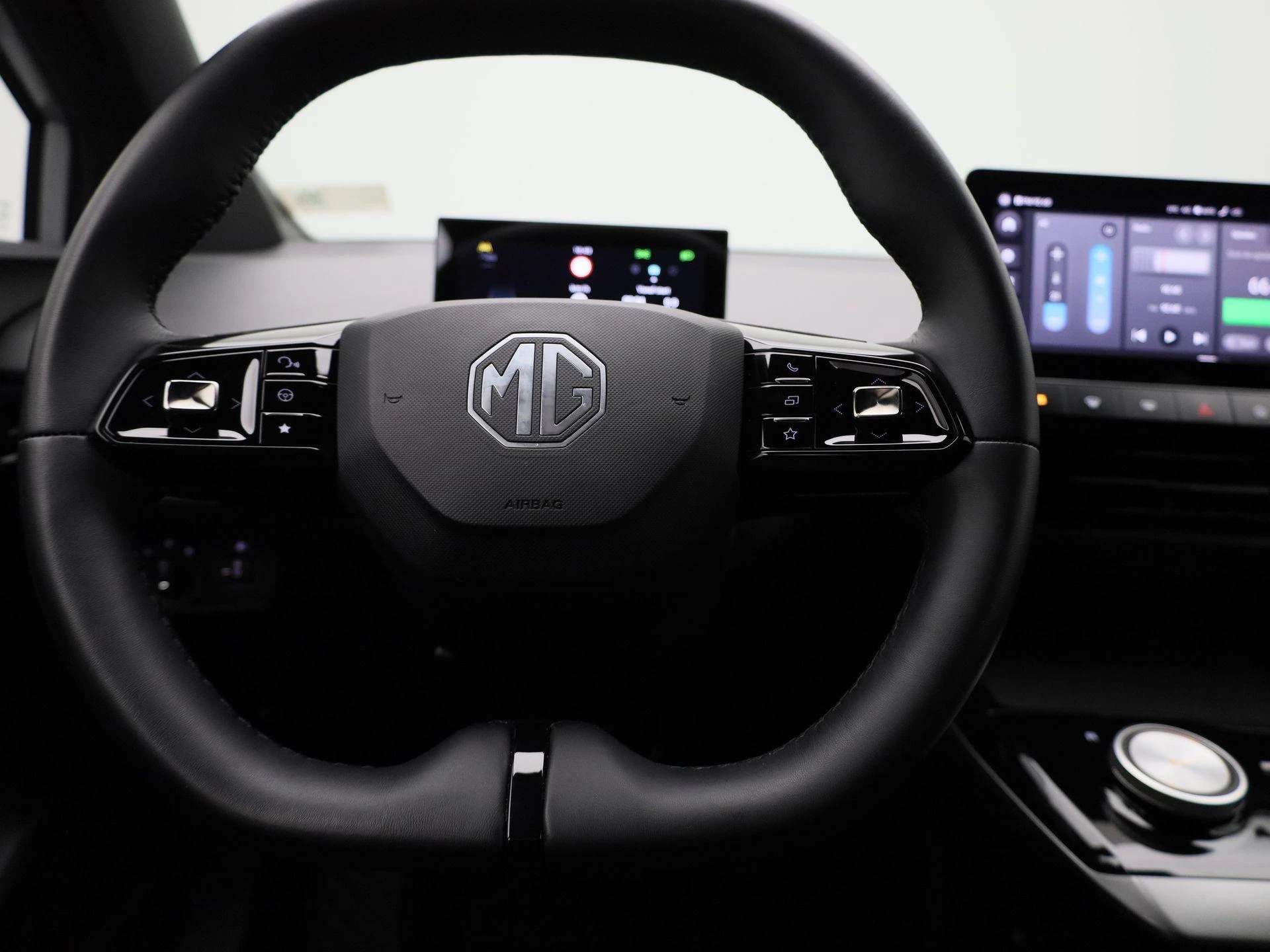 MG-MG4 EV-image-6