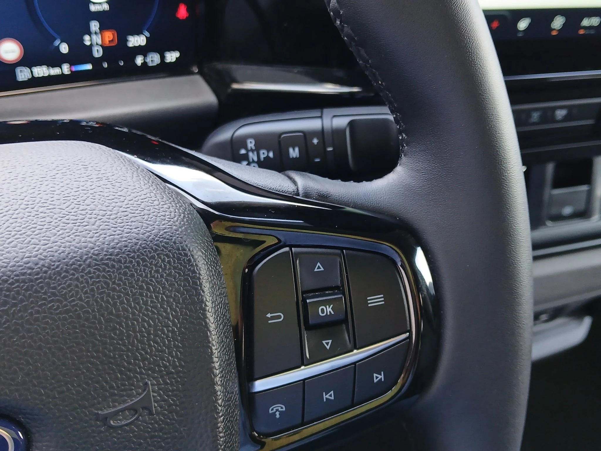 Ford-Tourneo Custom-image-22
