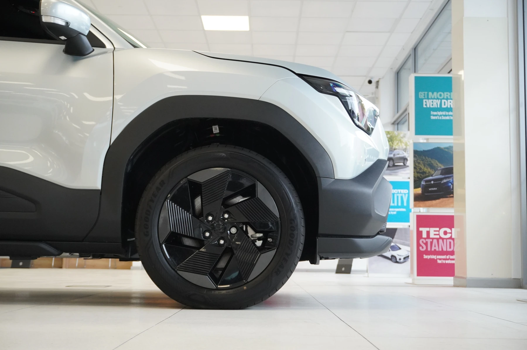 Suzuki-e Vitara-image-22