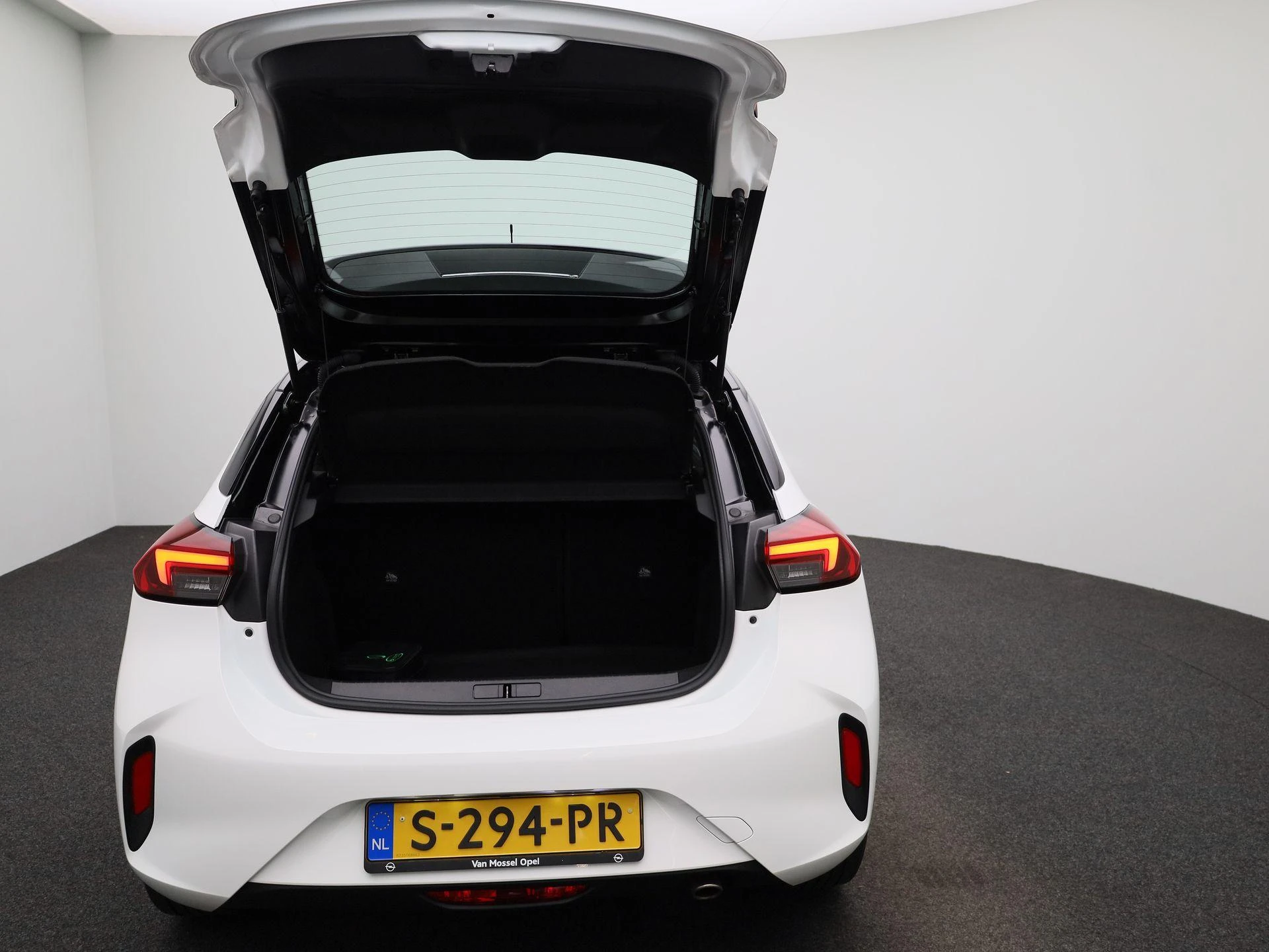 Opel-Corsa-image-10