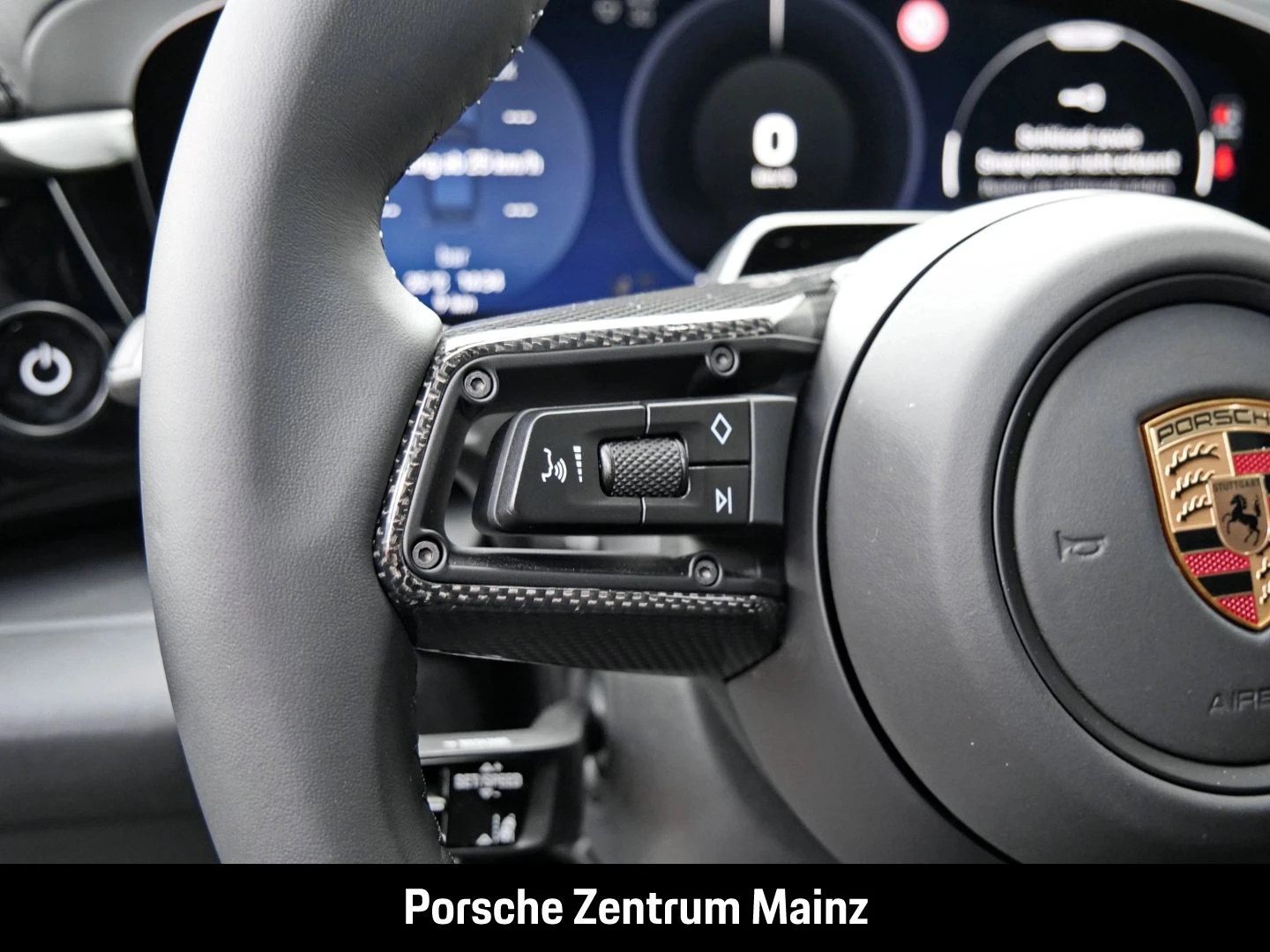 Porsche-Macan-image-14