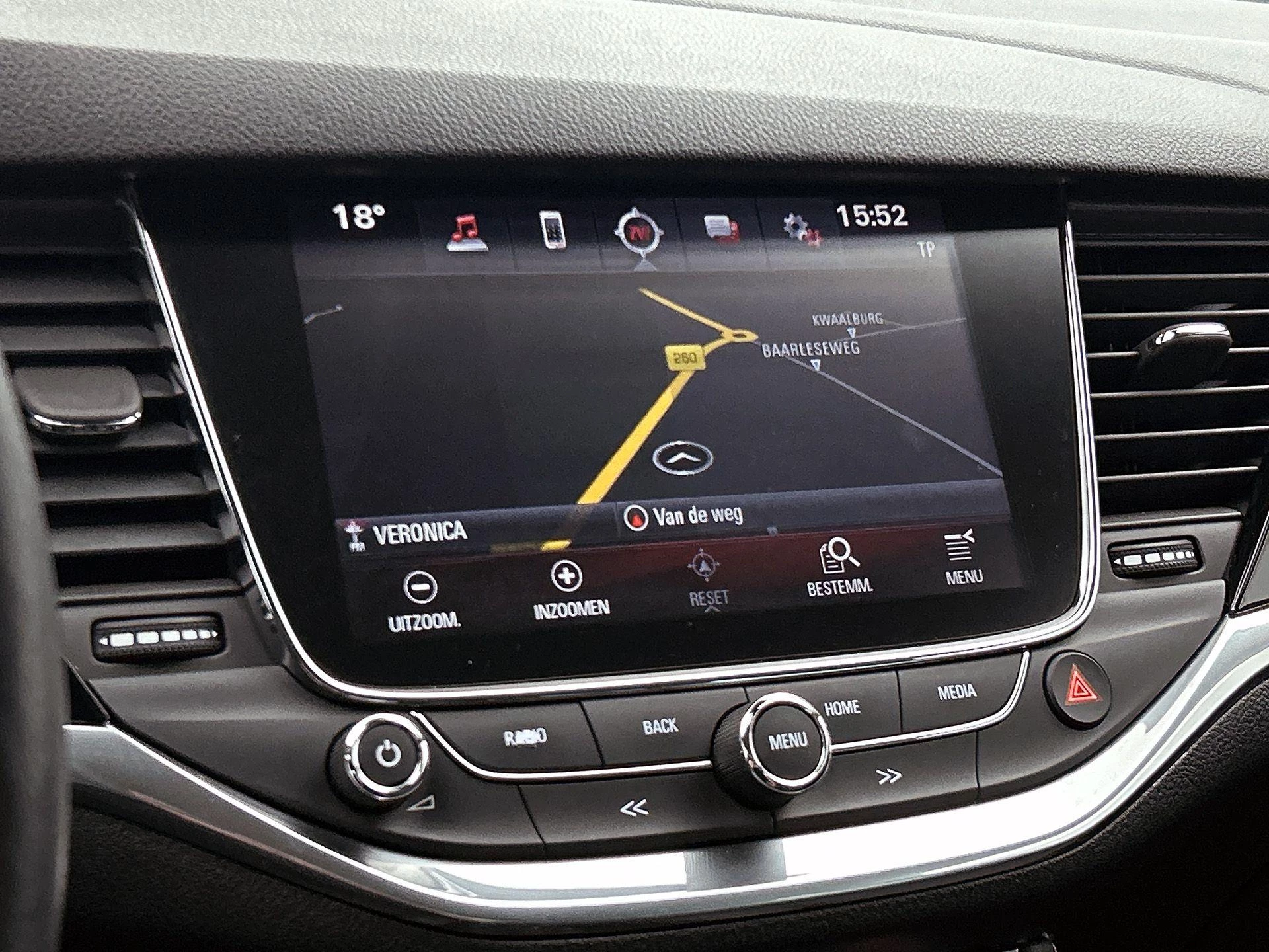Opel-Astra-image-29