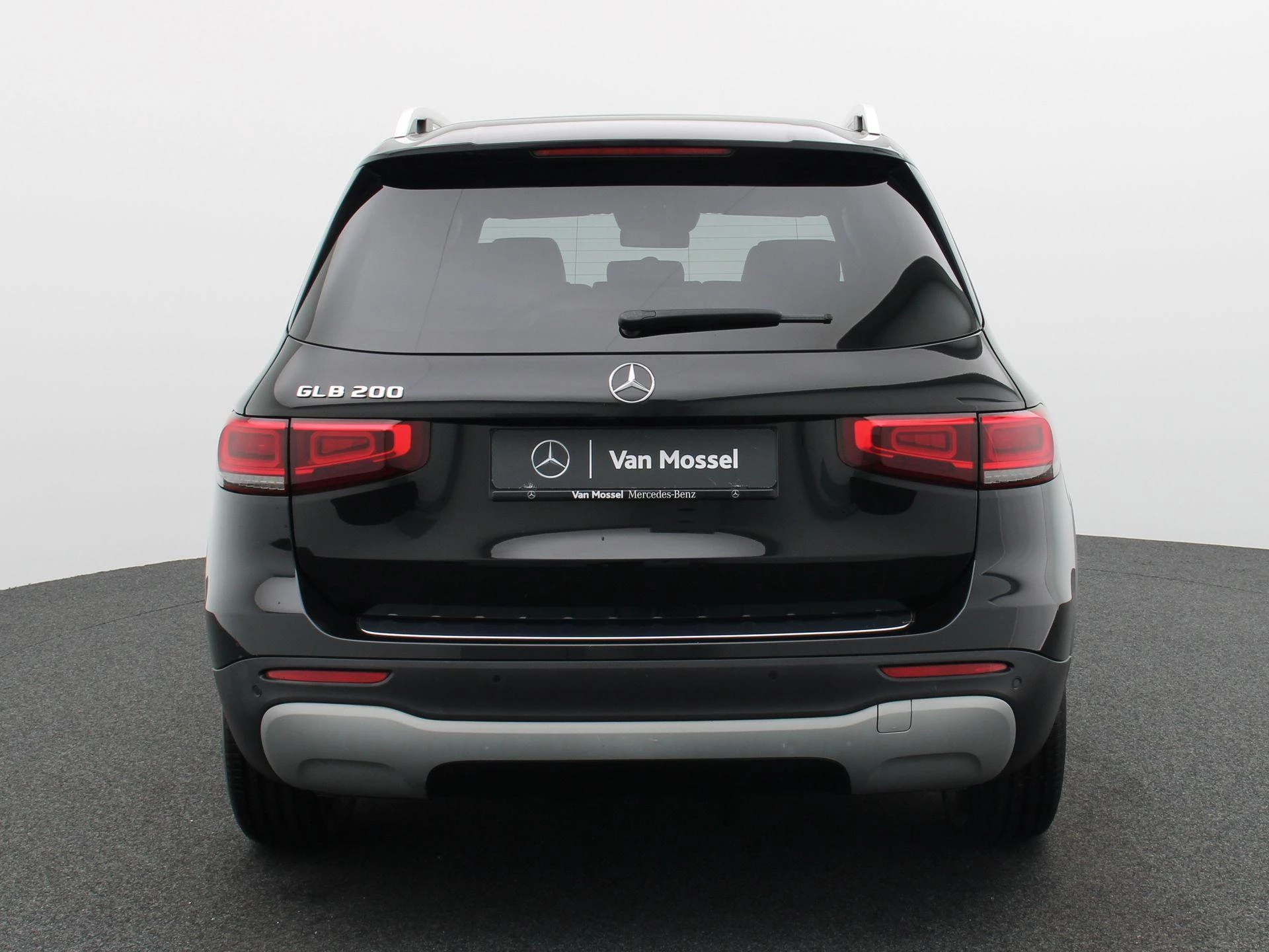 Mercedes-Benz GLB 200 Business Solution + CARPLAY + LED + CAMERA +