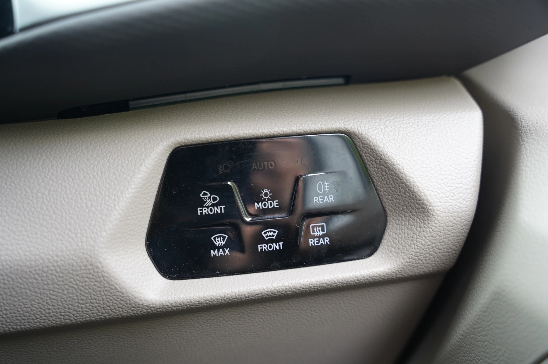 Volkswagen-California-image-16