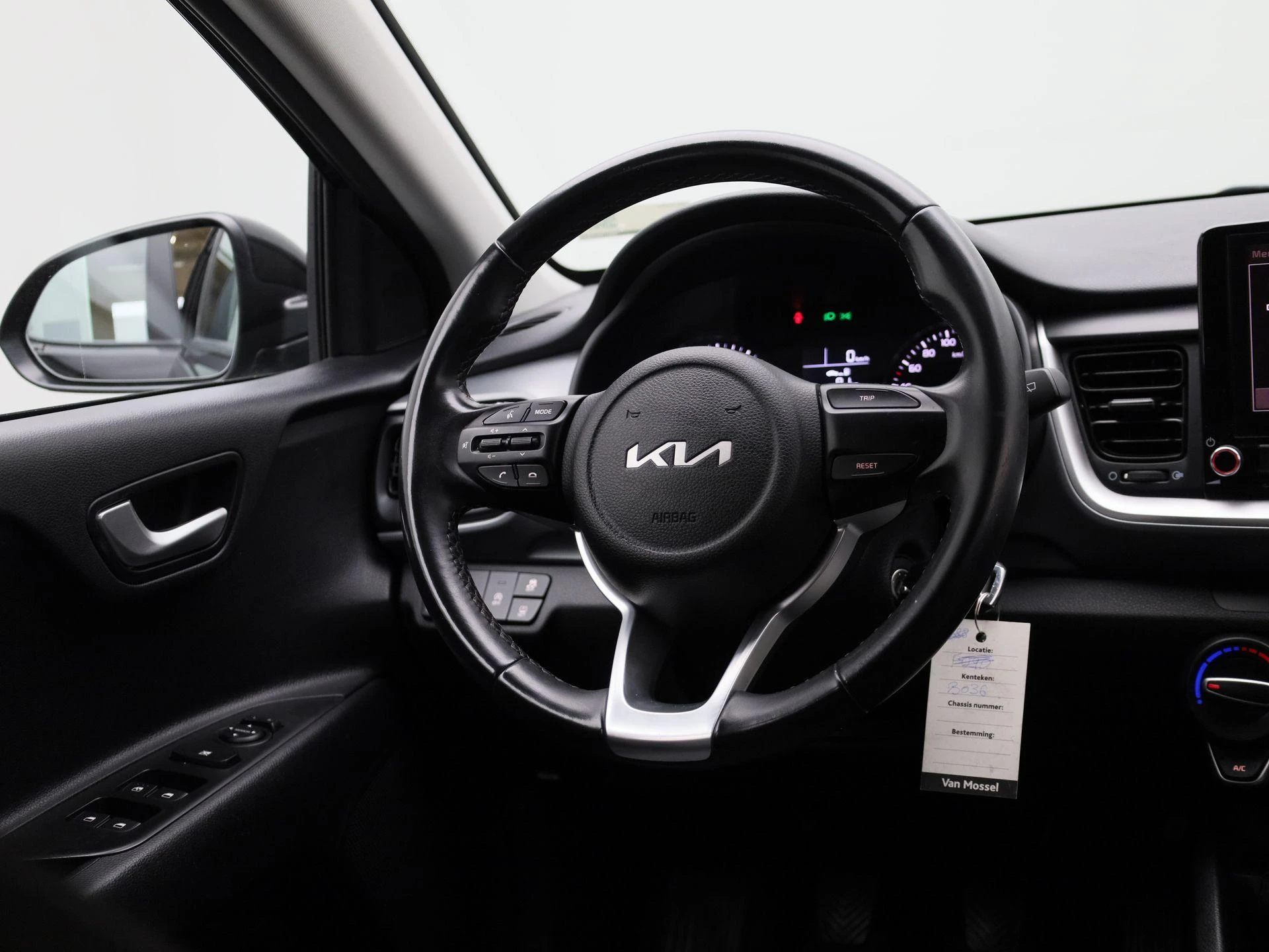 Kia-Stonic-image-8