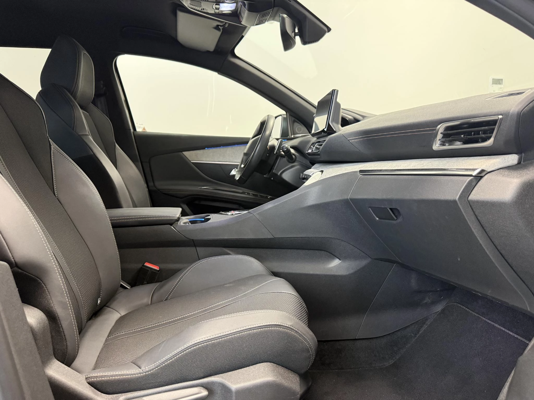 Peugeot 3008 1.6 HYbrid 225 GT