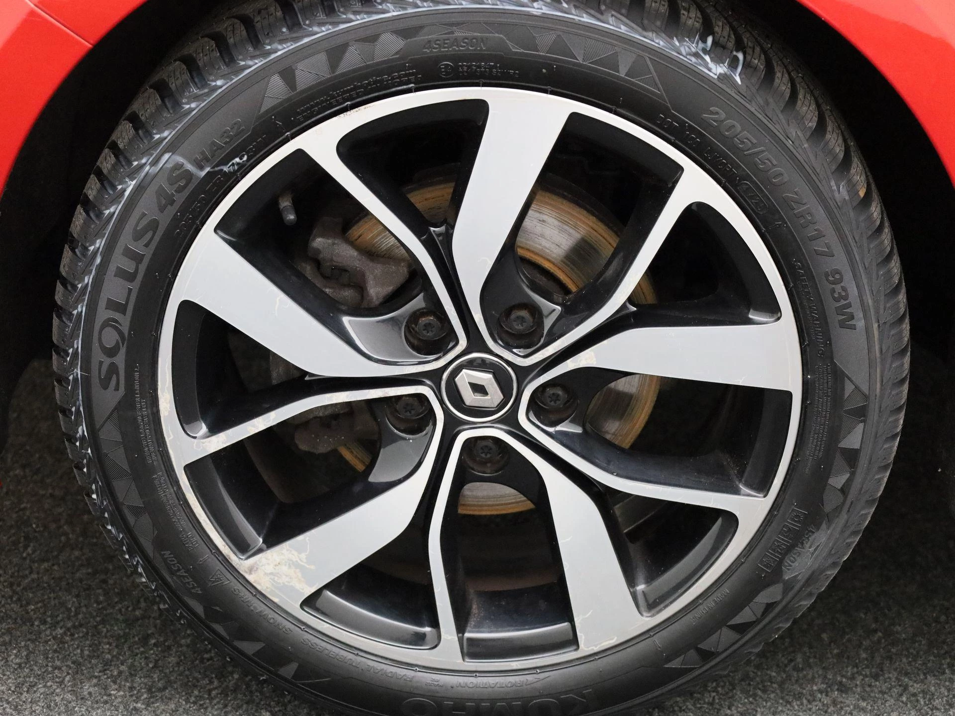 Renault-Mégane Estate-image-11