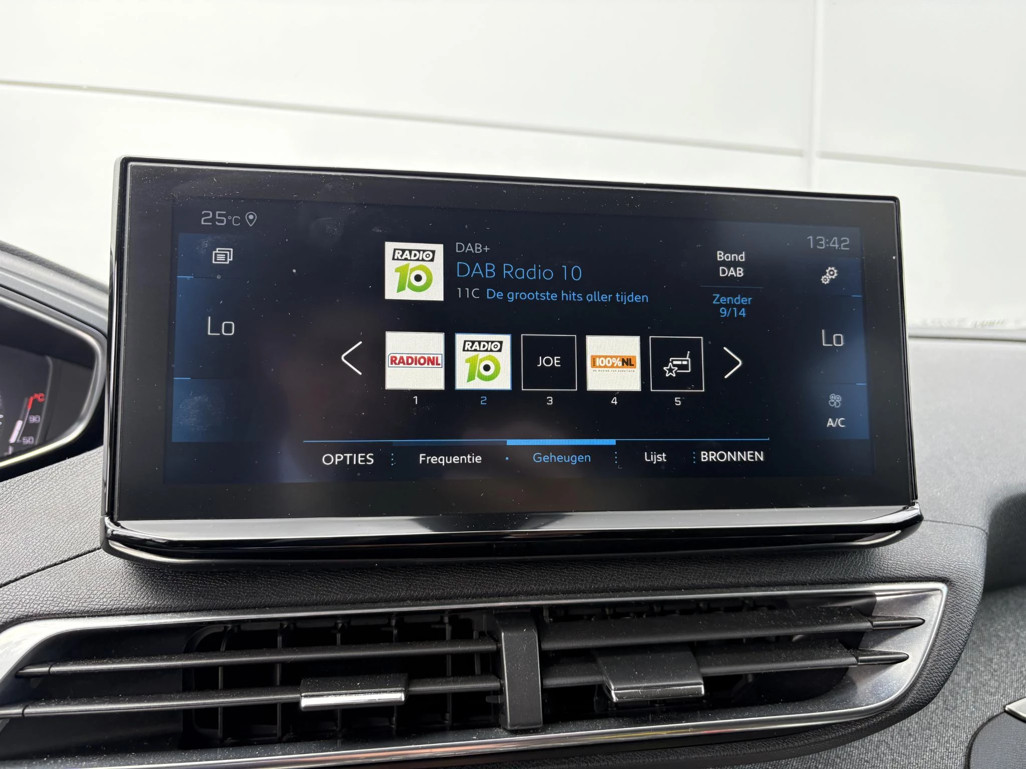 Peugeot 3008 1.2 PureTech Blue Lease Premium