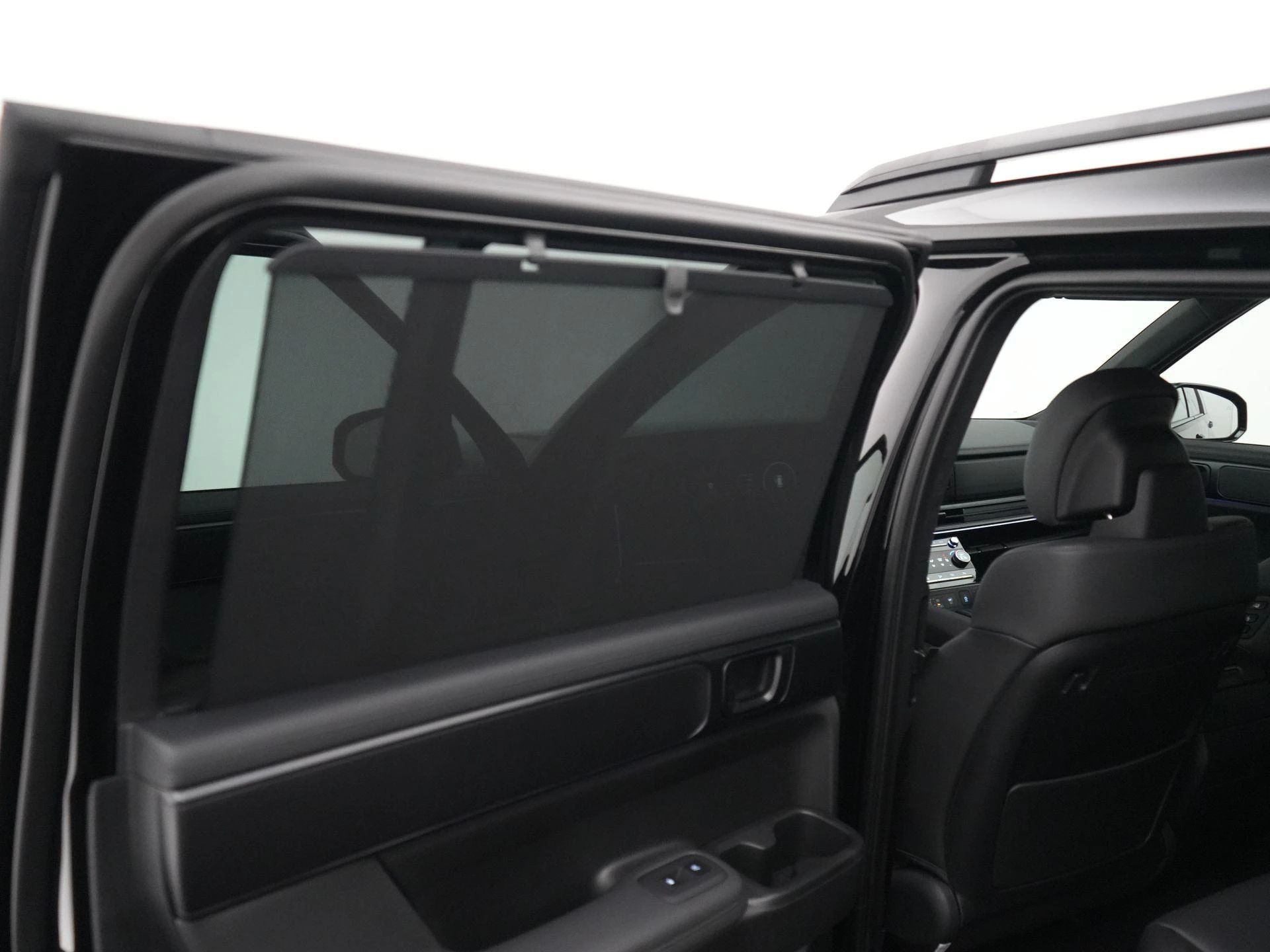 Hyundai-Santa Fe-image-38