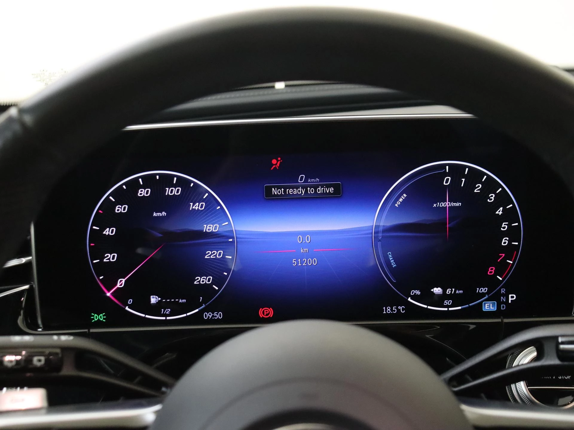 Mercedes-Benz-E-Klasse-image-14