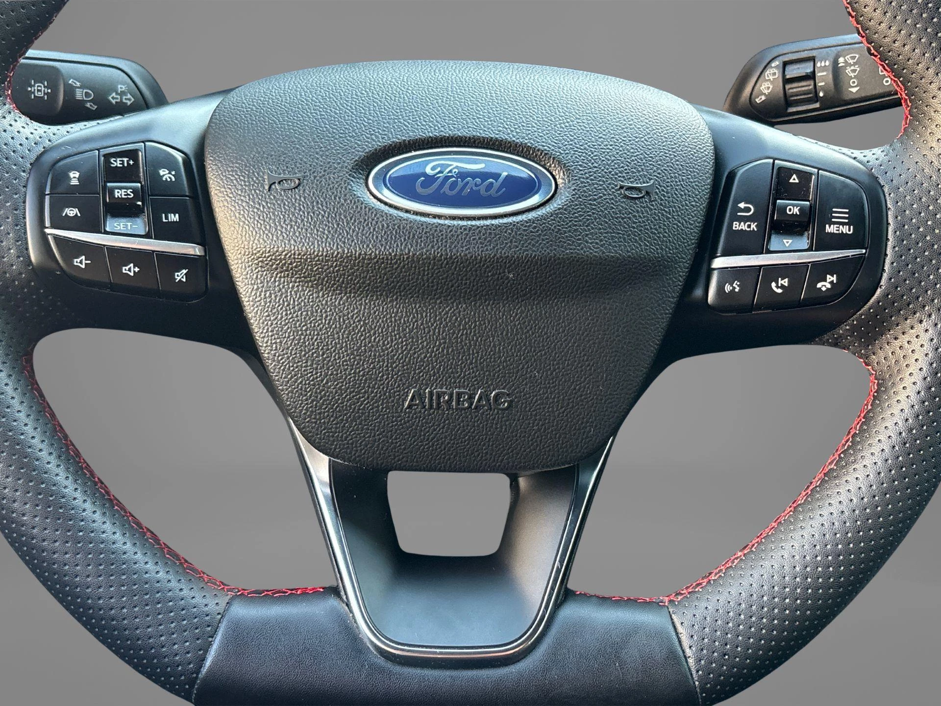 Ford-Kuga-image-28