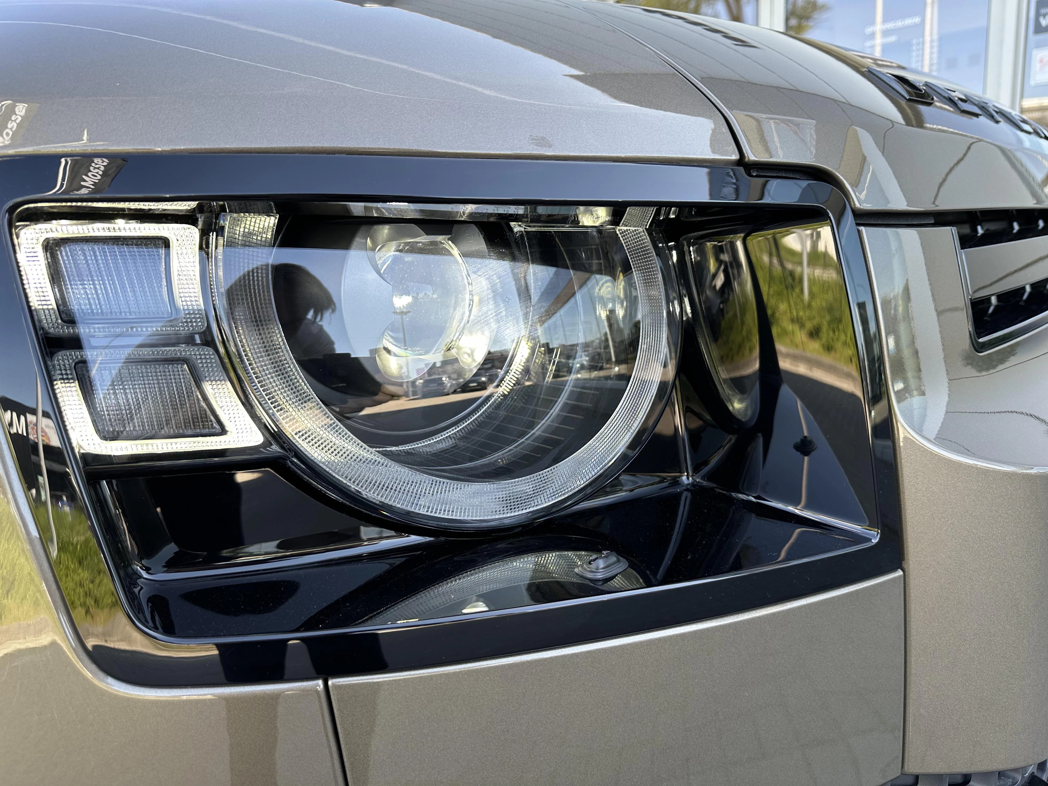 Land Rover-Defender-image-21