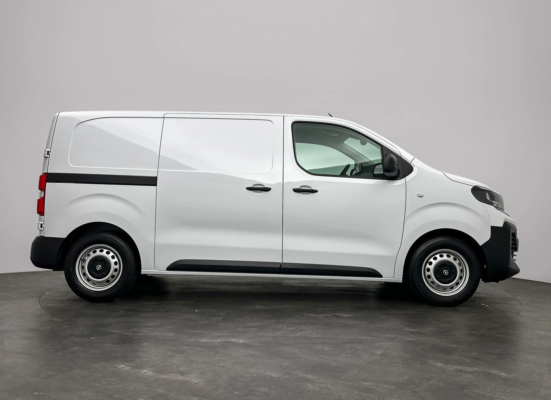 Opel-Vivaro-image-6