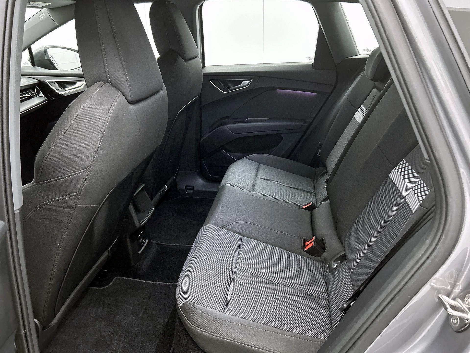 Audi-Q4 e-tron-image-26