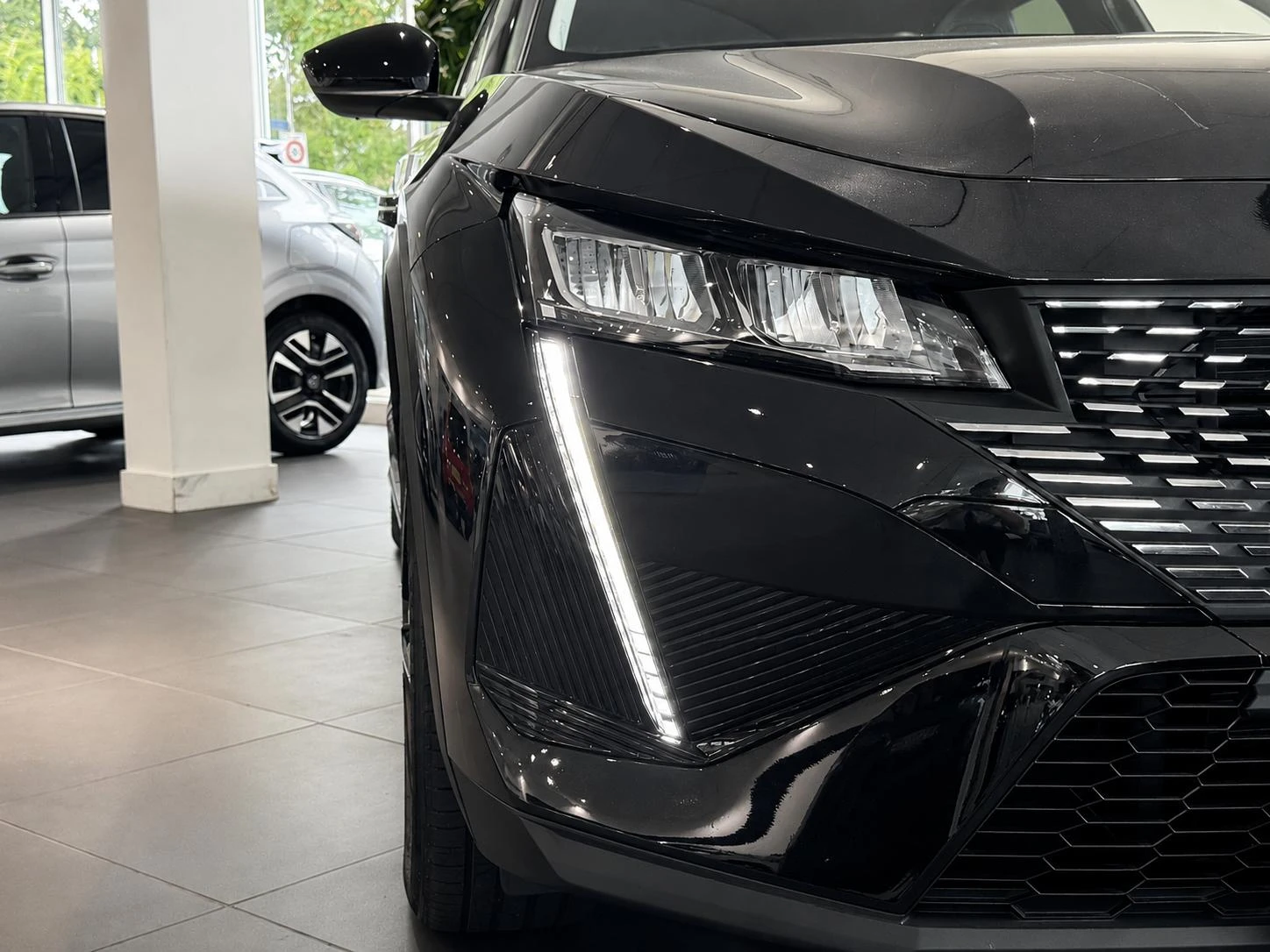 Peugeot 408 1.2 Hybrid 145 e-DCS6 Allure