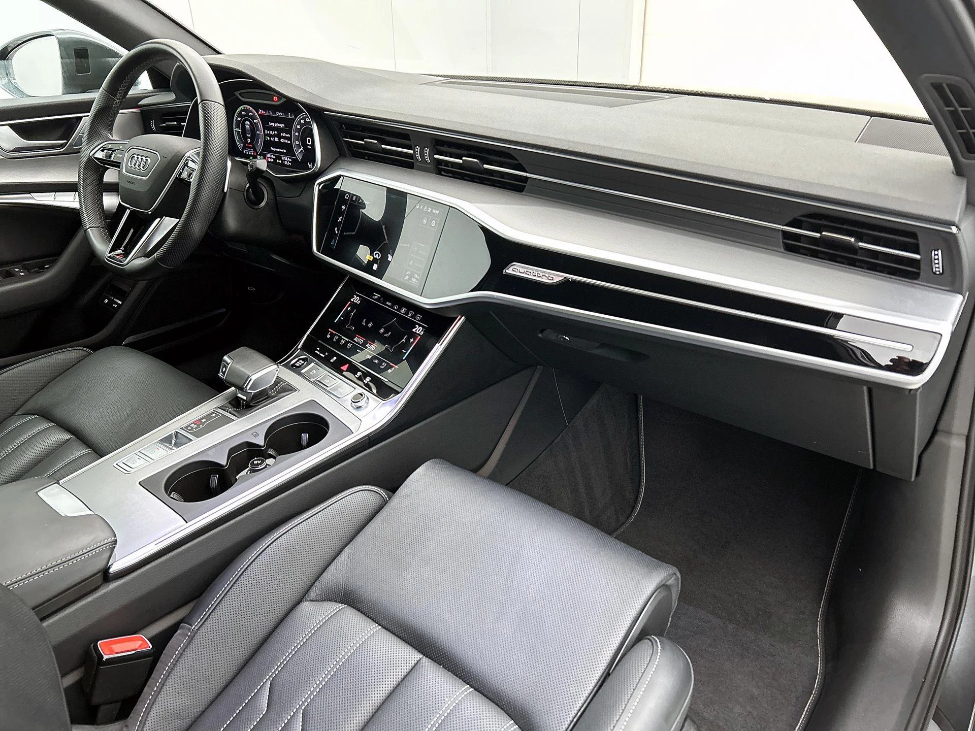 Audi A6 Limousine 55 TFSI e quattro Pro Line S Competition
