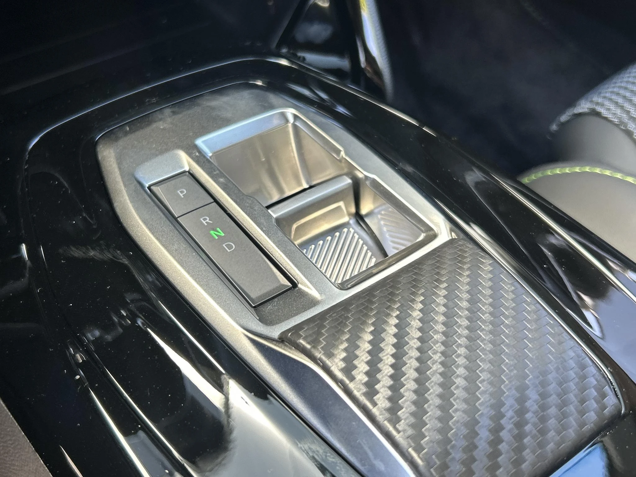 Peugeot-2008-image-18