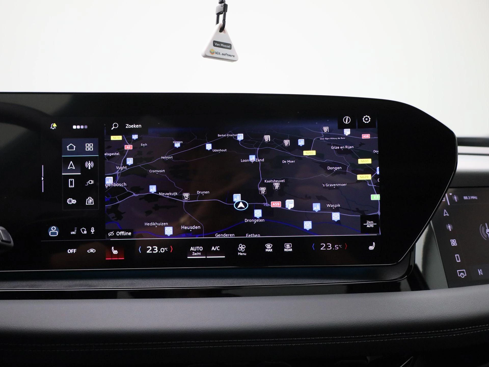 Audi-Q6 e-tron-image-16