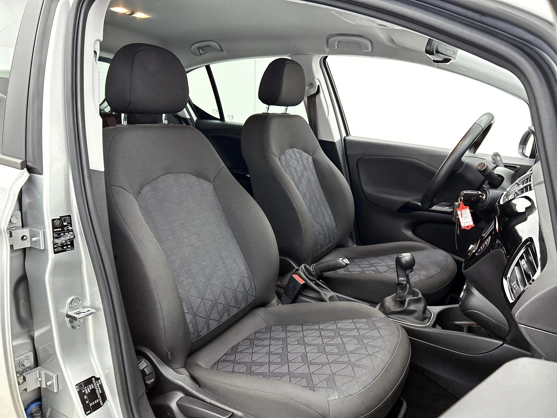 Opel Corsa 1.0 Turbo 120 Jaar Edition